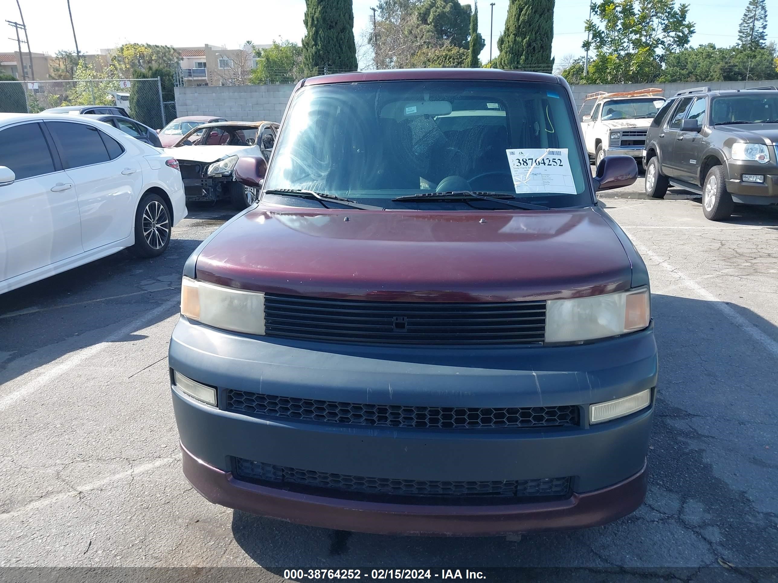 Photo 10 VIN: JTLKT324154025334 - SCION XB 