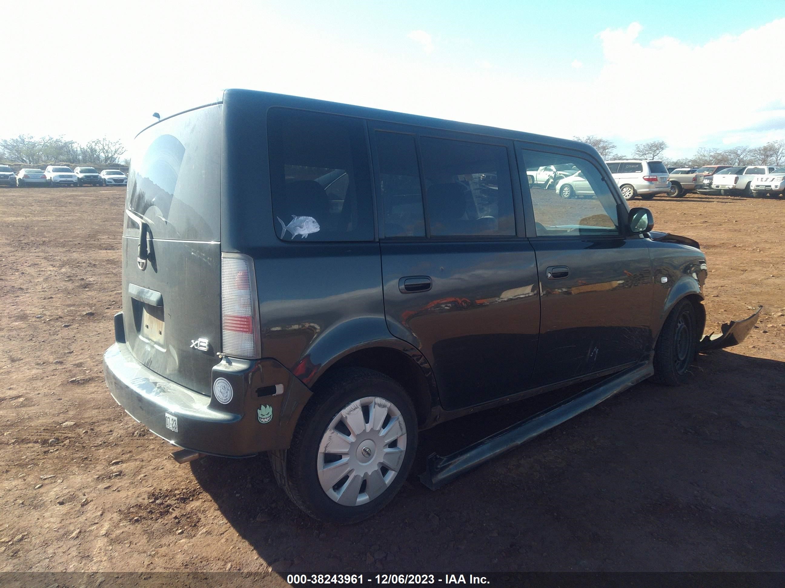 Photo 3 VIN: JTLKT324164112023 - SCION XB 