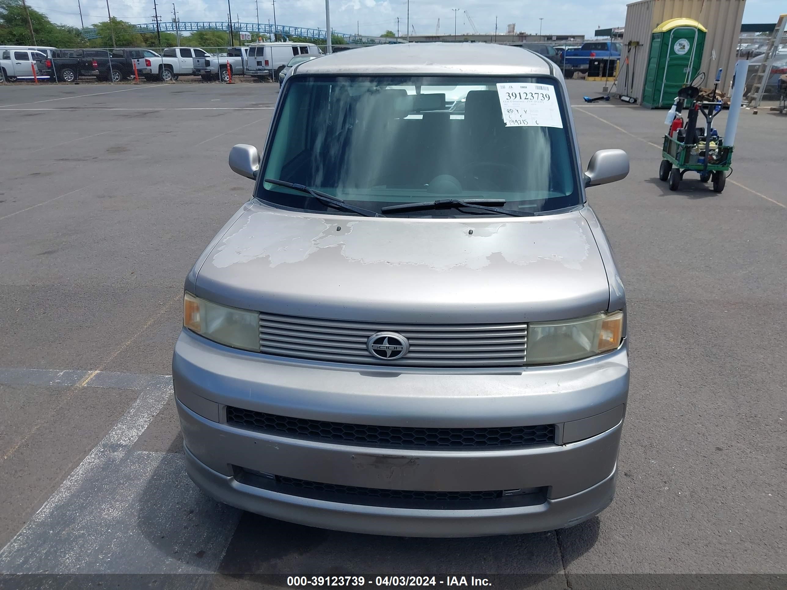 Photo 11 VIN: JTLKT324250199999 - SCION XB 