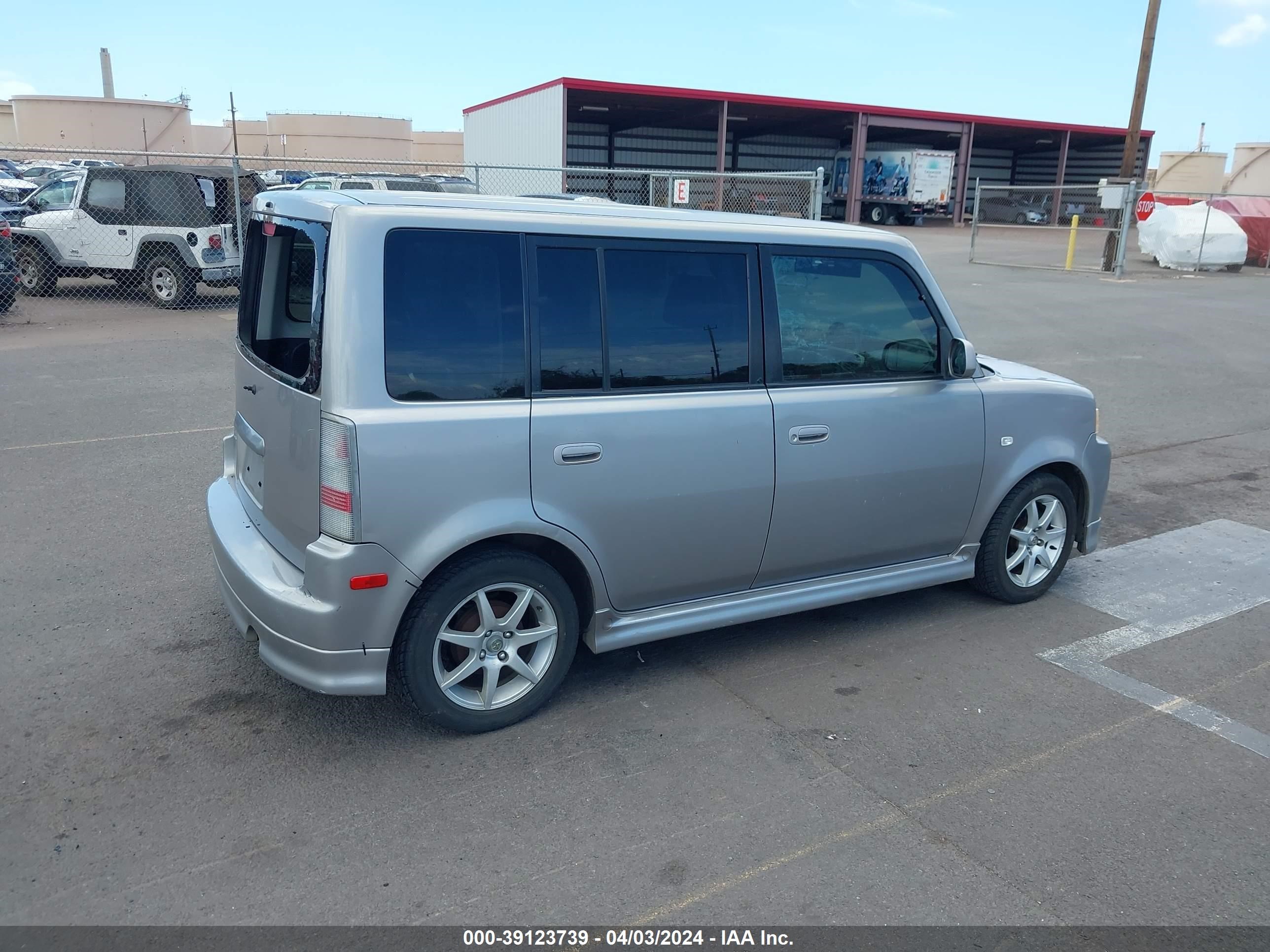 Photo 3 VIN: JTLKT324250199999 - SCION XB 