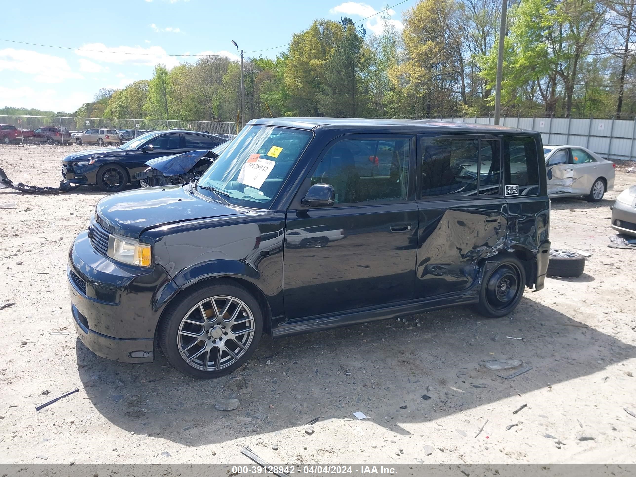 Photo 5 VIN: JTLKT324264097189 - SCION XB 