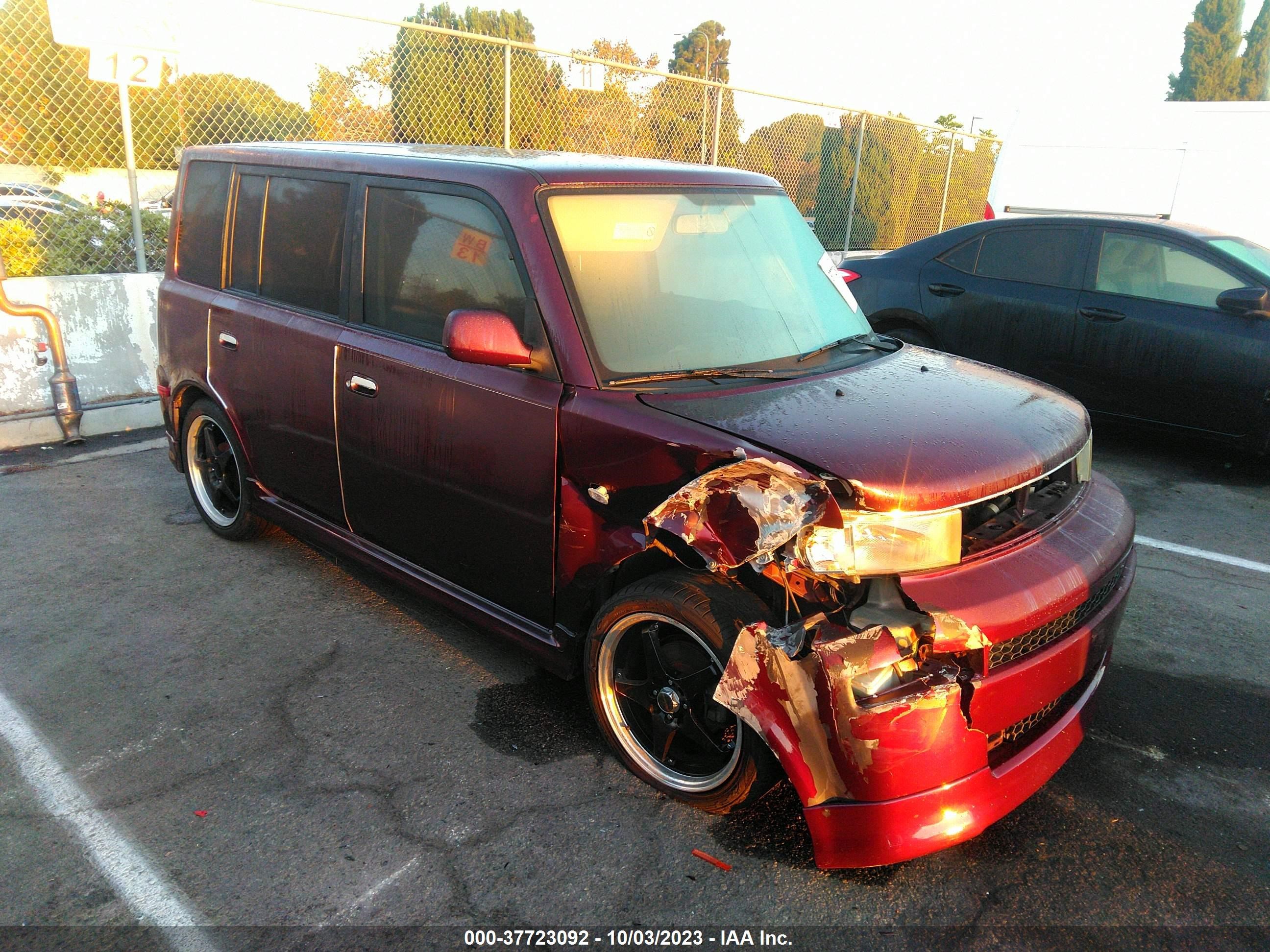 Photo 0 VIN: JTLKT324340141477 - SCION XB 