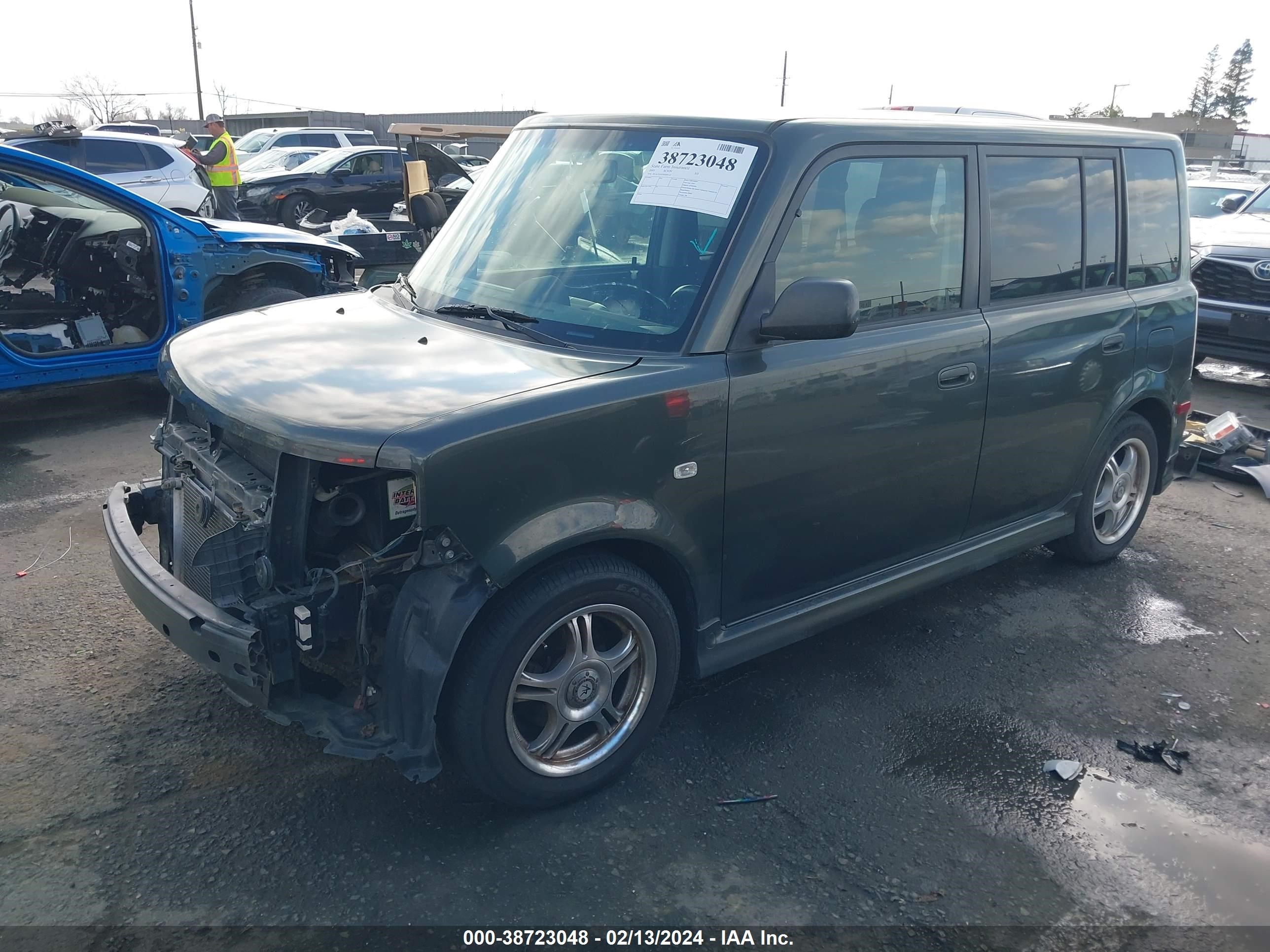 Photo 1 VIN: JTLKT324350200142 - SCION XB 