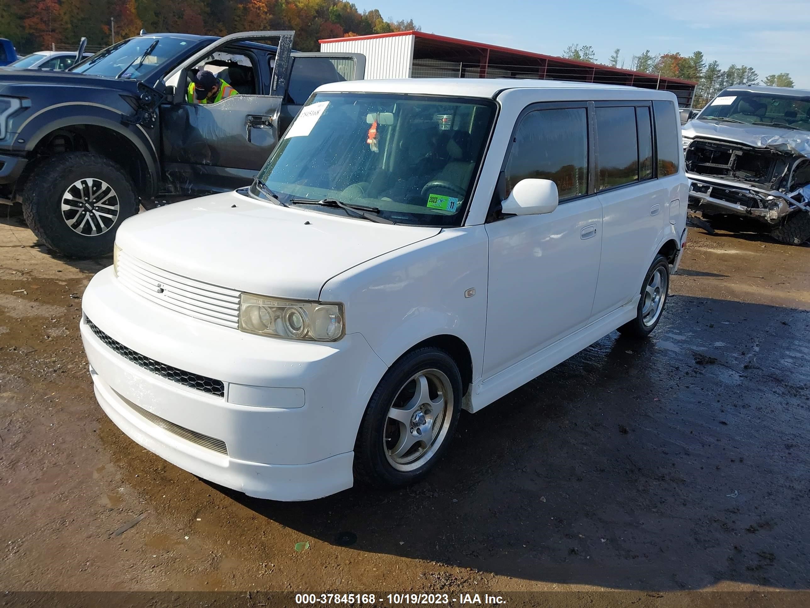 Photo 1 VIN: JTLKT324350219595 - SCION XB 