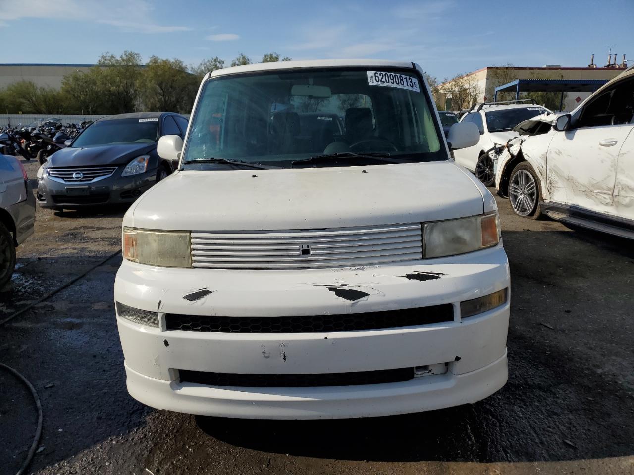 Photo 4 VIN: JTLKT324354012472 - SCION XB 