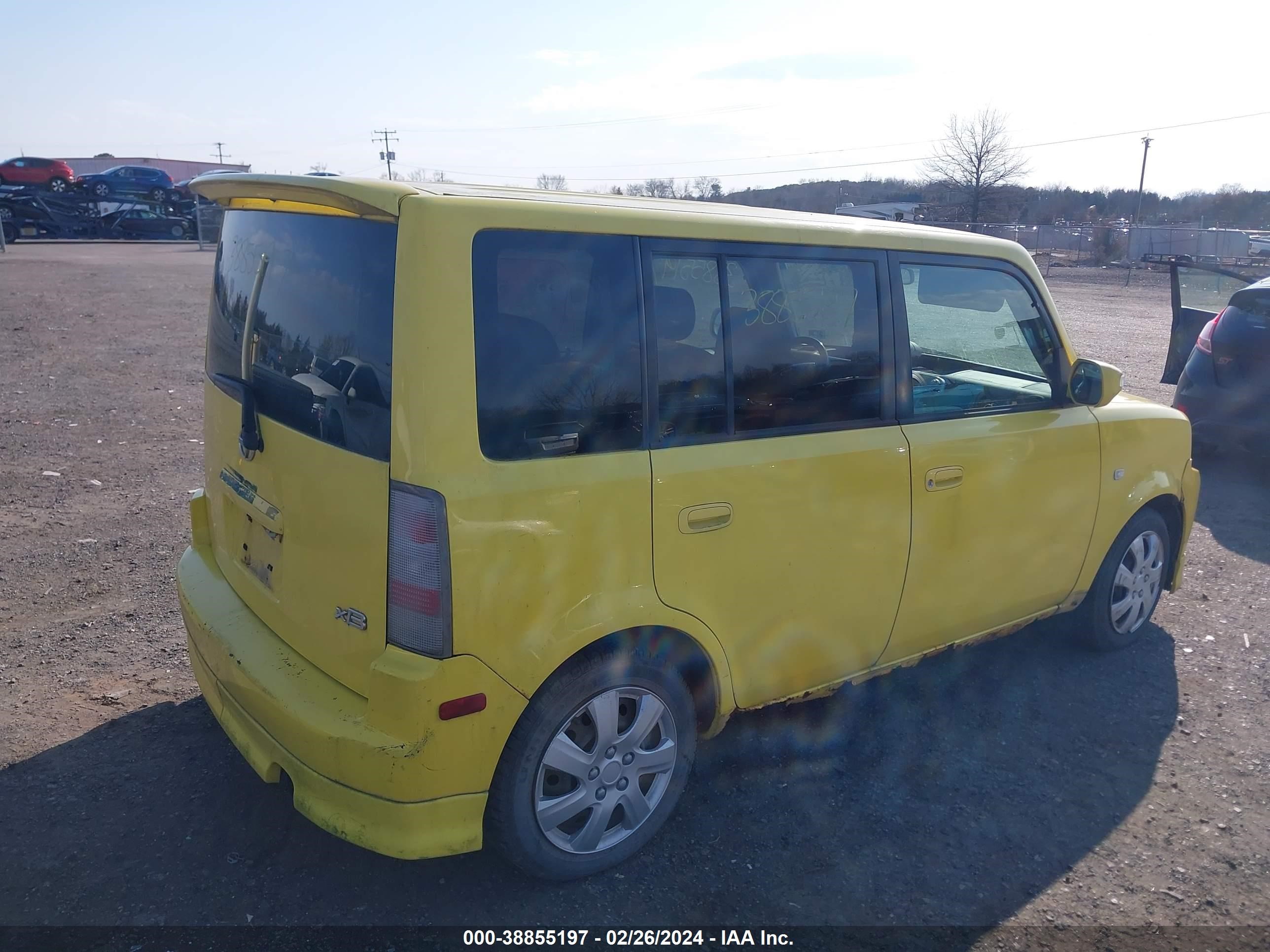 Photo 3 VIN: JTLKT324354018241 - SCION XB 