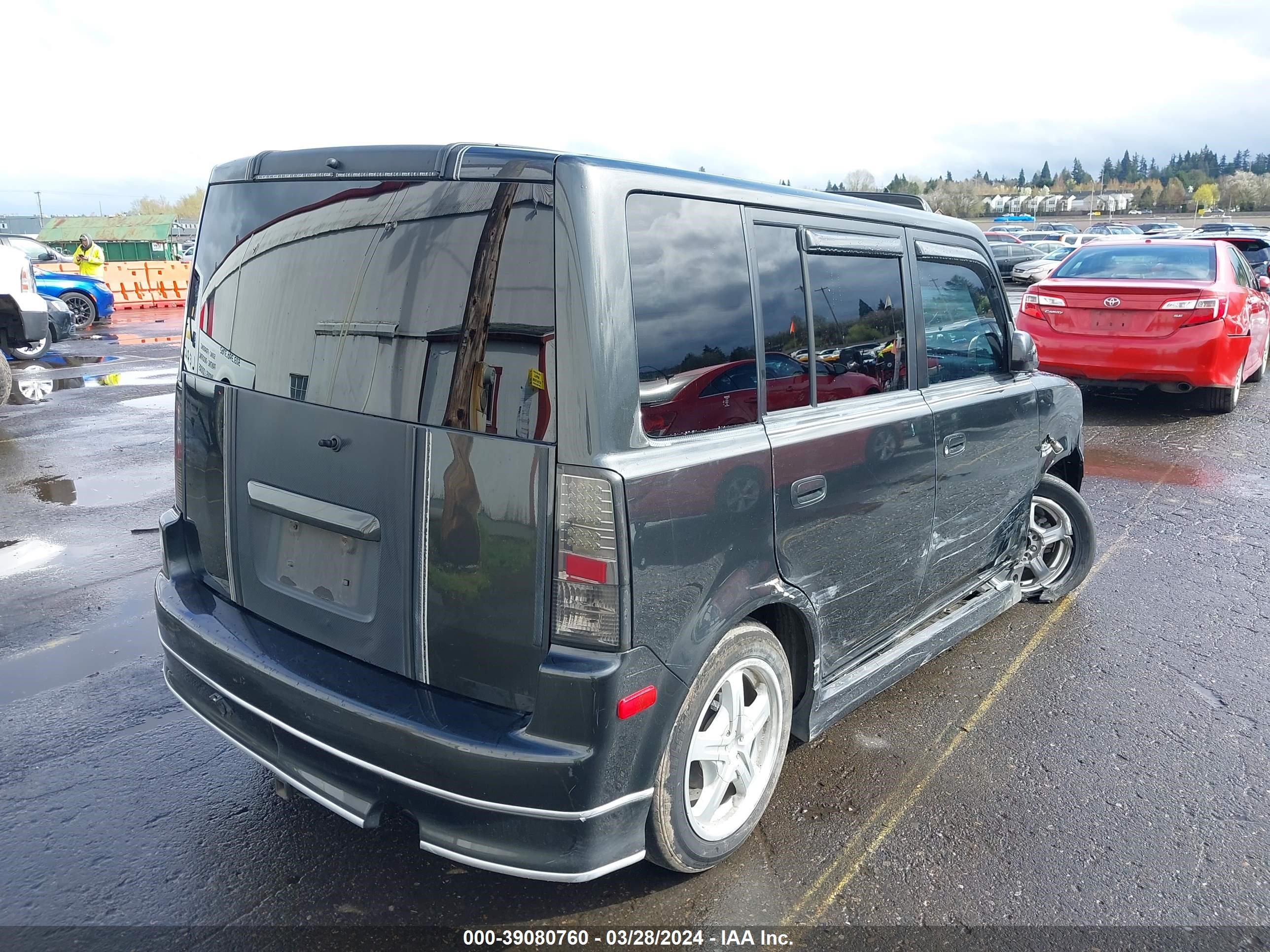 Photo 3 VIN: JTLKT324364115831 - SCION XB 