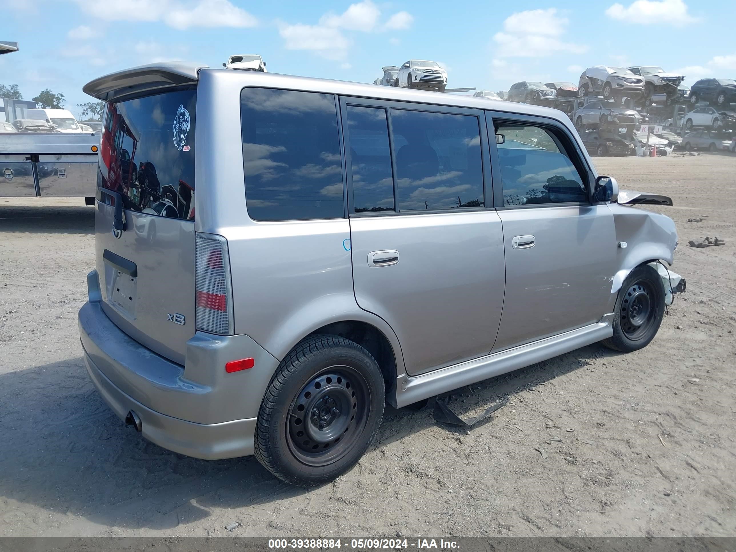 Photo 3 VIN: JTLKT324450181505 - SCION XB 