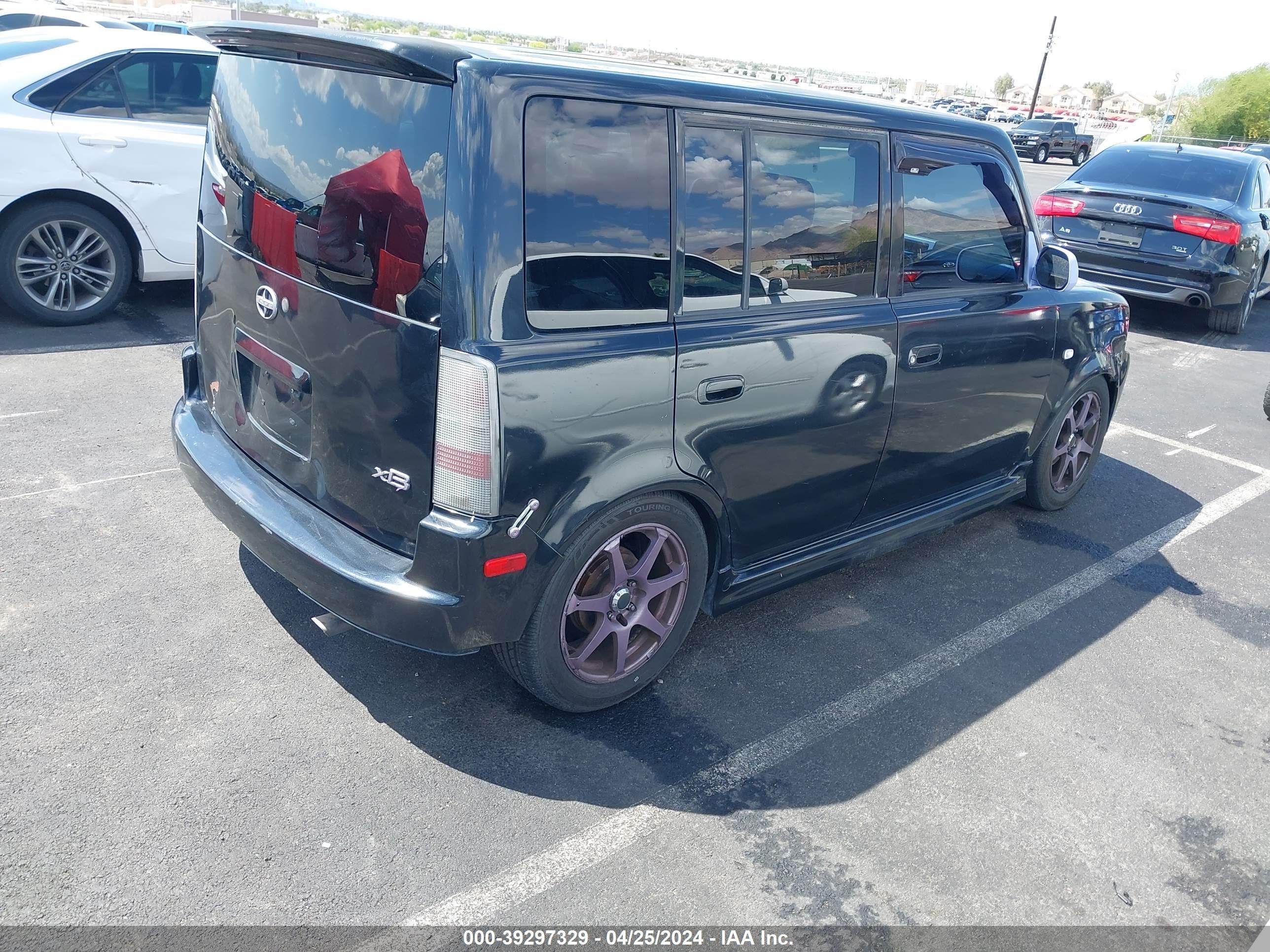 Photo 3 VIN: JTLKT324450217385 - SCION XB 