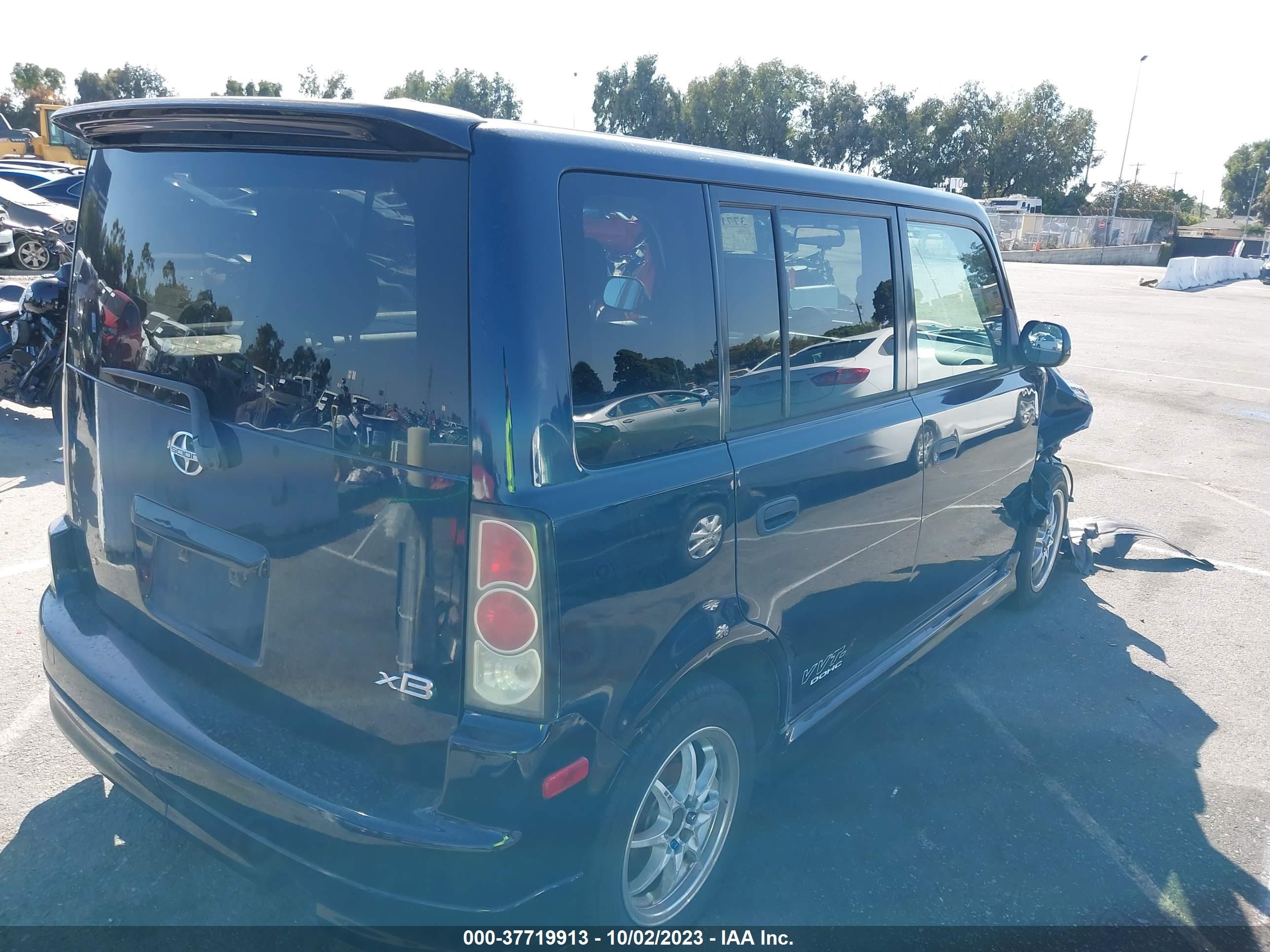 Photo 3 VIN: JTLKT324464059849 - SCION XB 