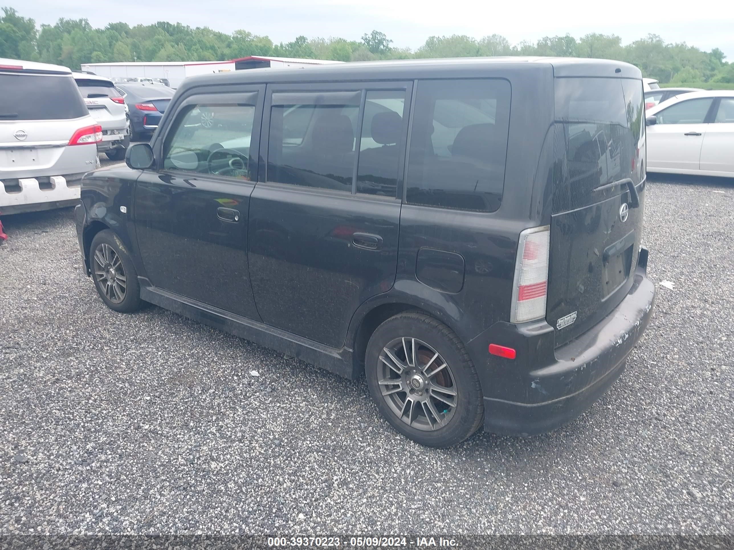 Photo 2 VIN: JTLKT324550208792 - SCION XB 