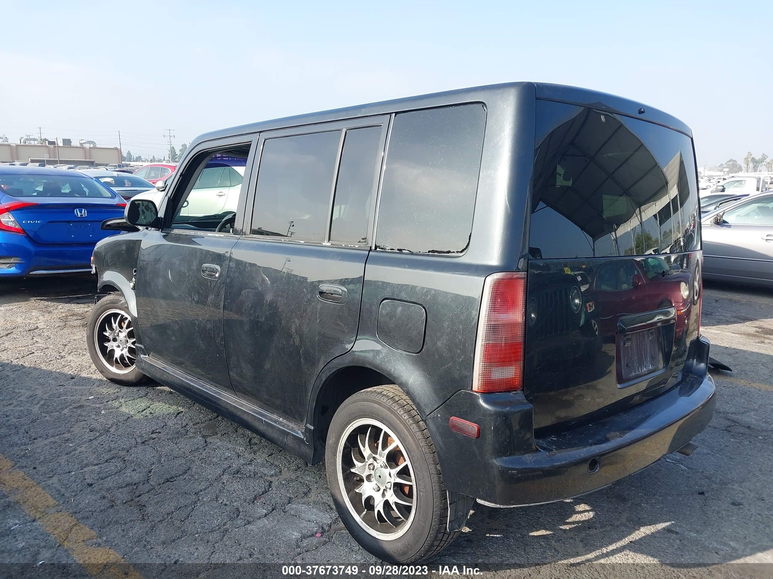 Photo 3 VIN: JTLKT324550219968 - SCION XB 