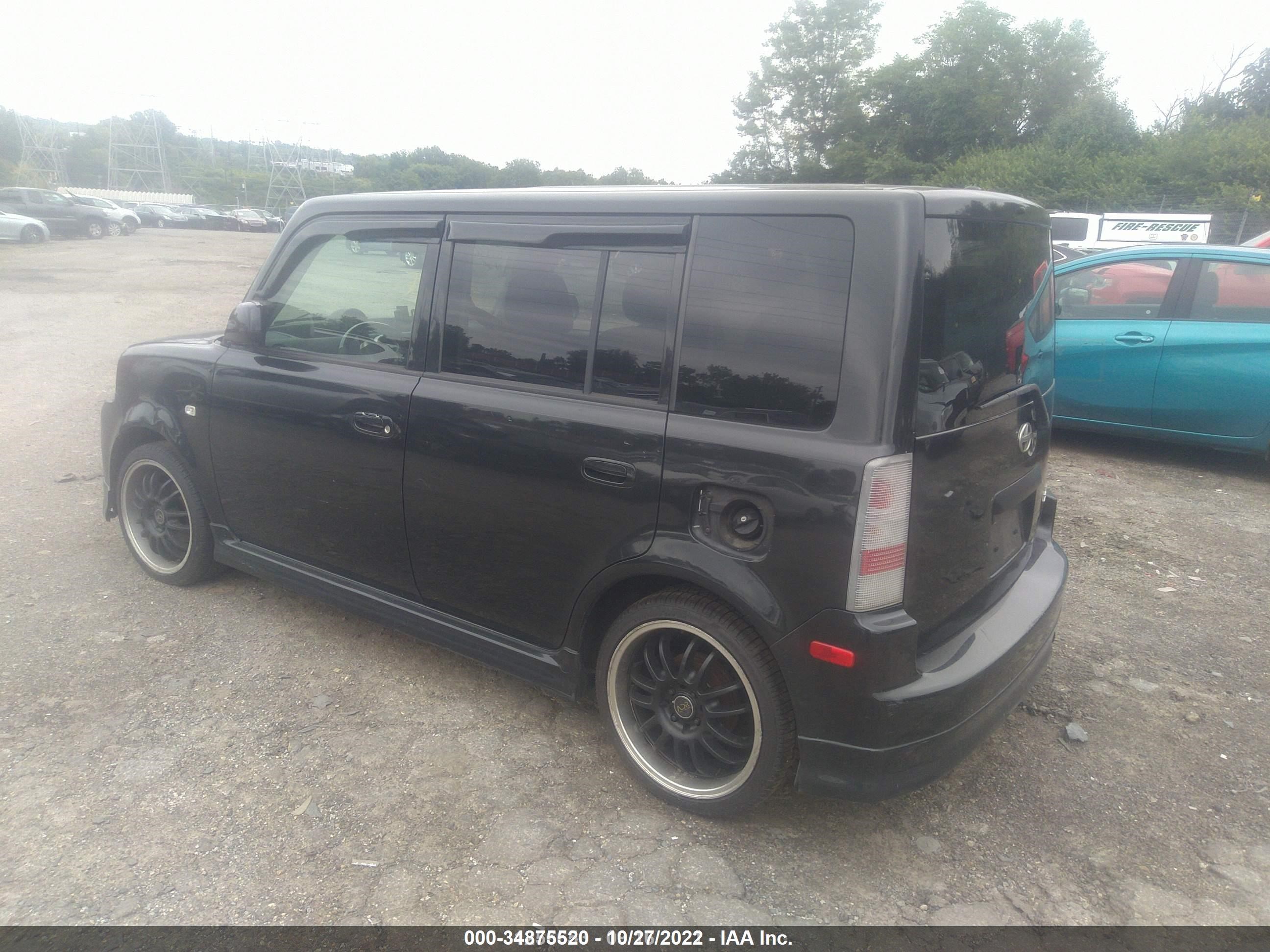 Photo 2 VIN: JTLKT324554012845 - SCION XB 