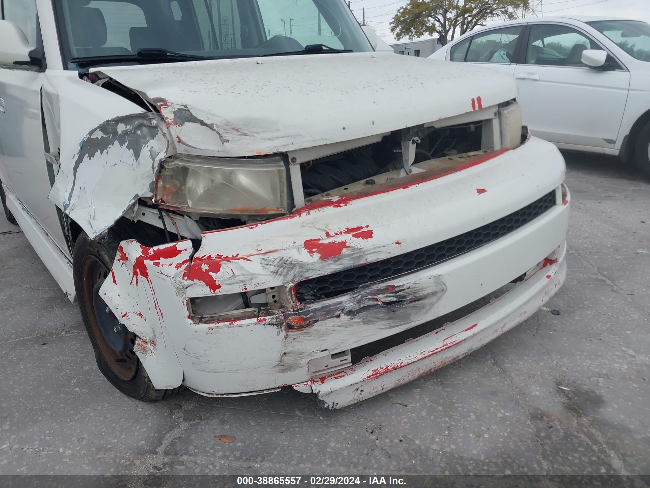 Photo 11 VIN: JTLKT324554017656 - SCION XB 