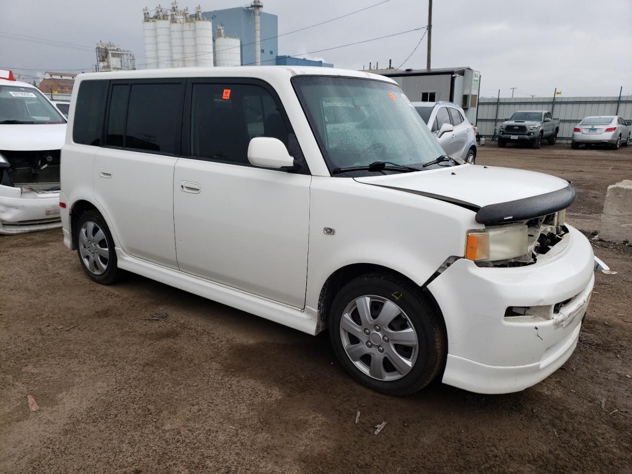 Photo 3 VIN: JTLKT324564083643 - SCION XB 