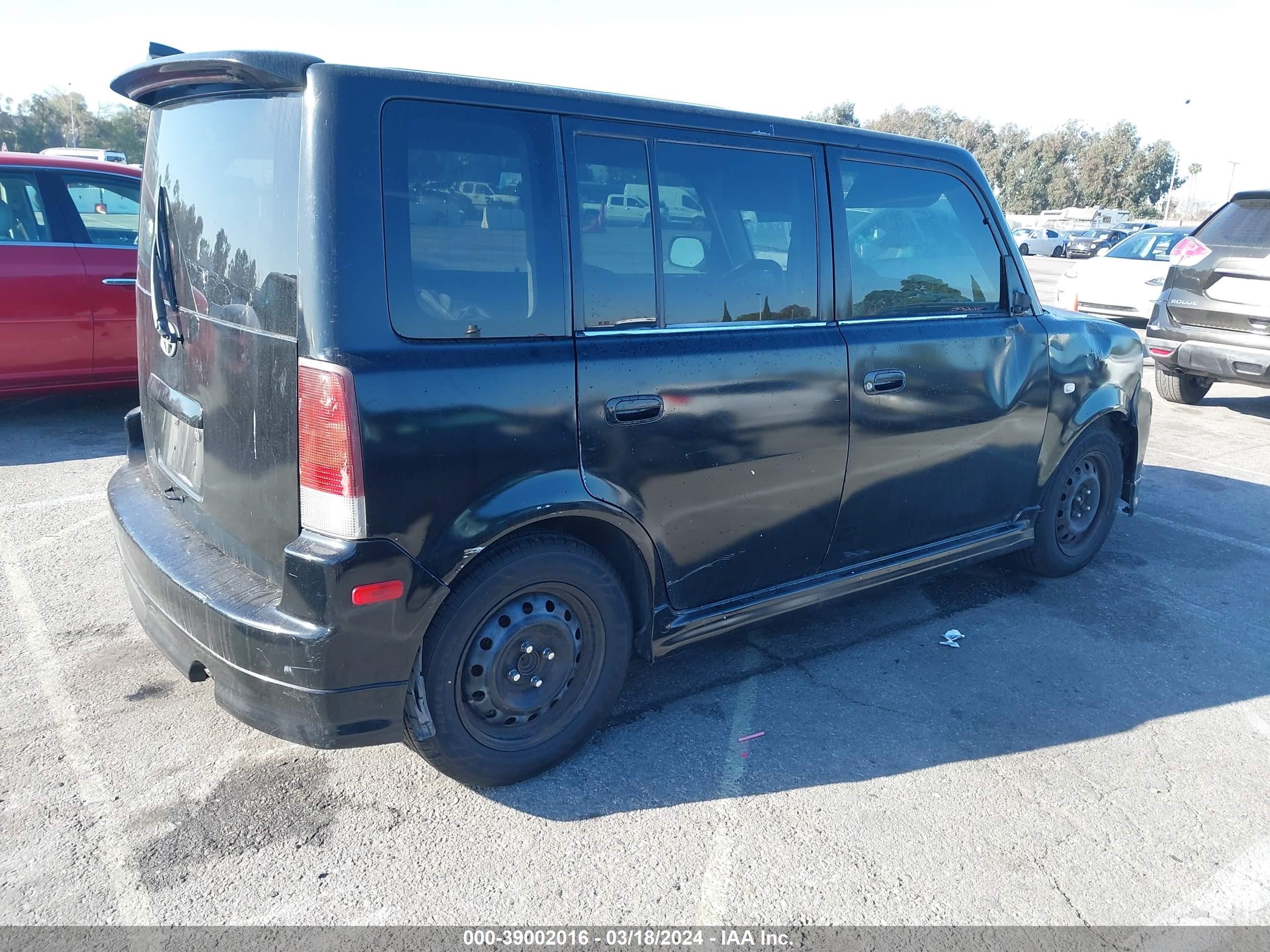 Photo 3 VIN: JTLKT324640157639 - SCION XB 