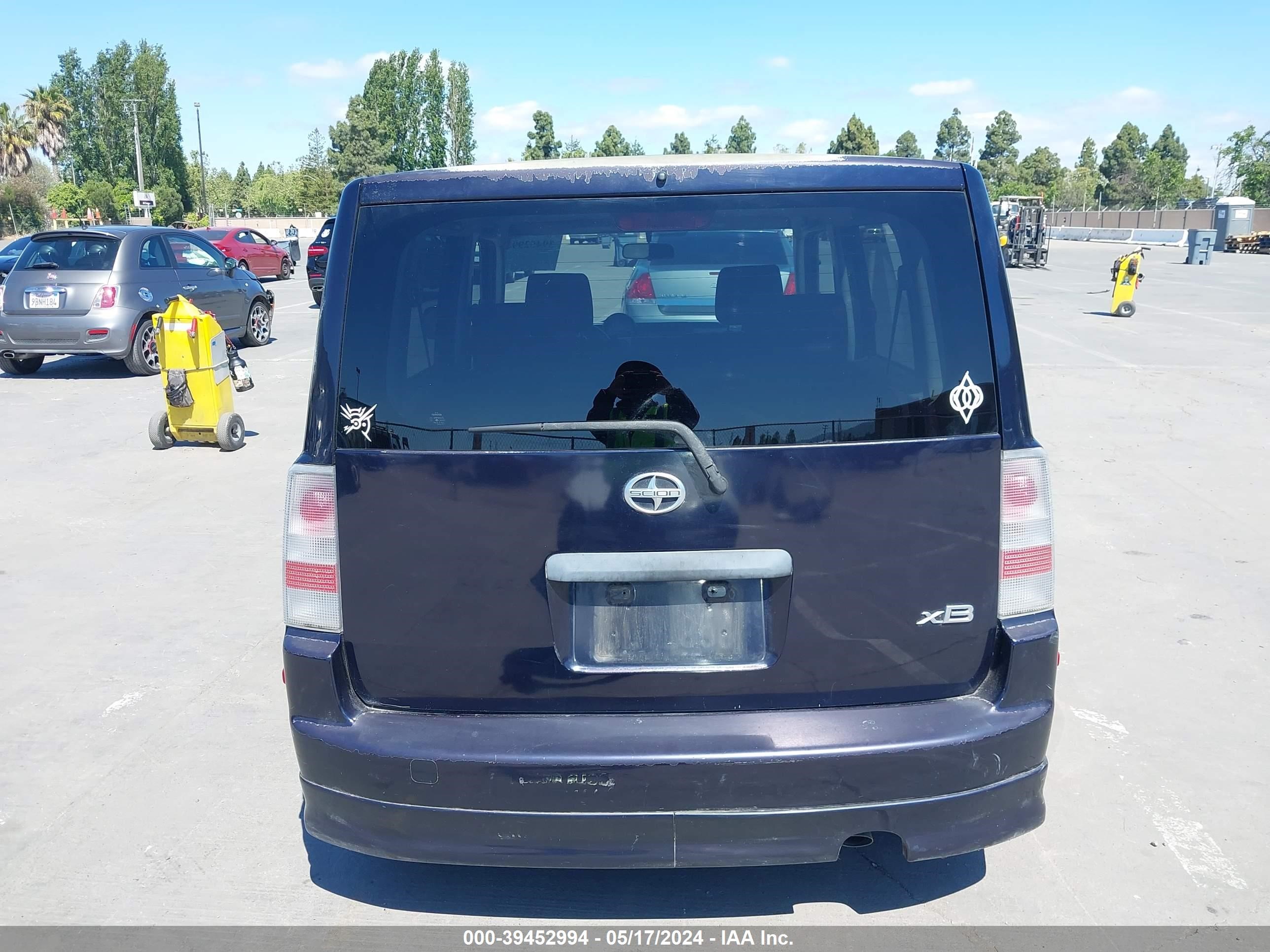 Photo 16 VIN: JTLKT324650202046 - SCION XB 