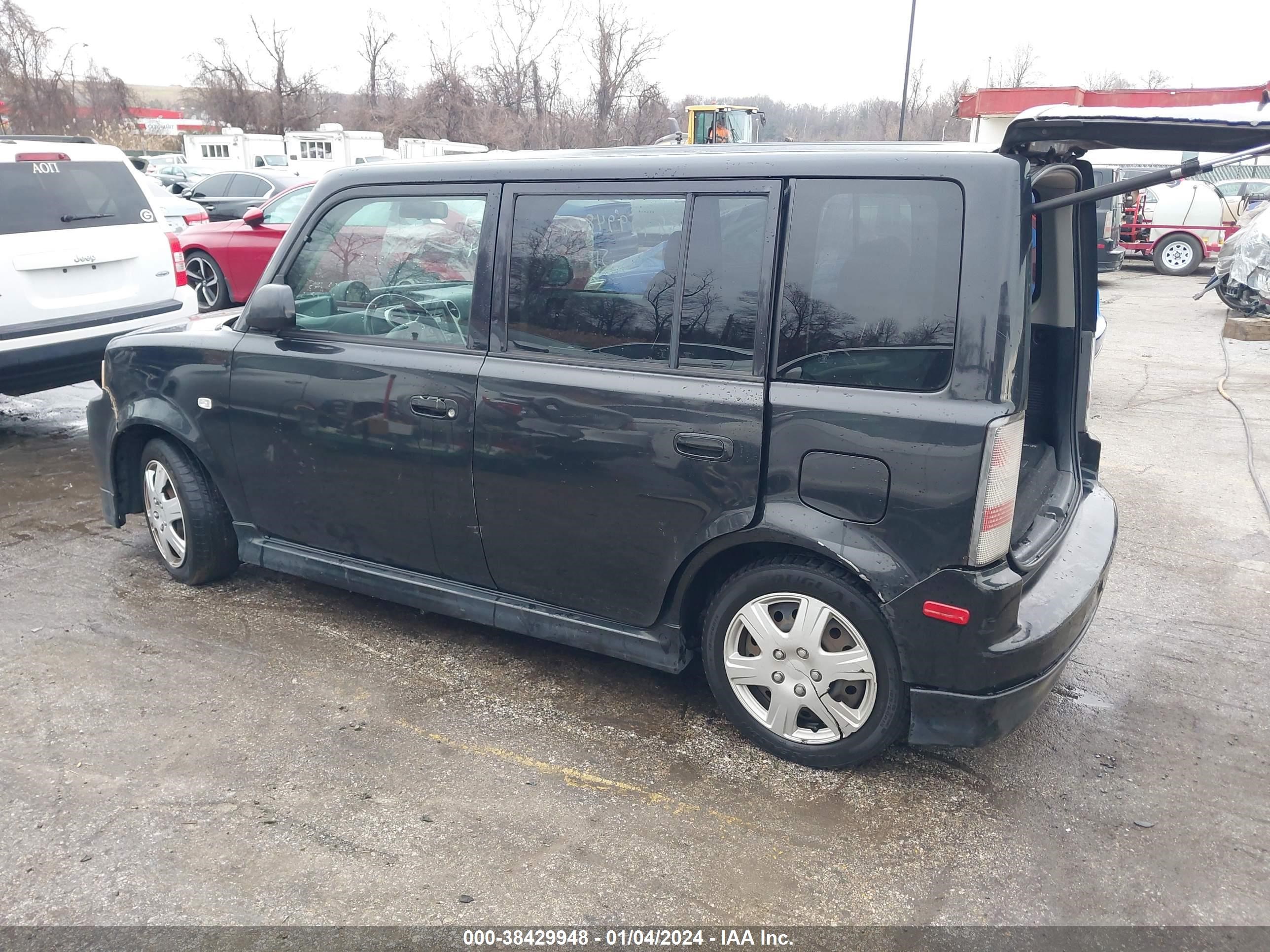 Photo 2 VIN: JTLKT324750177545 - SCION XB 