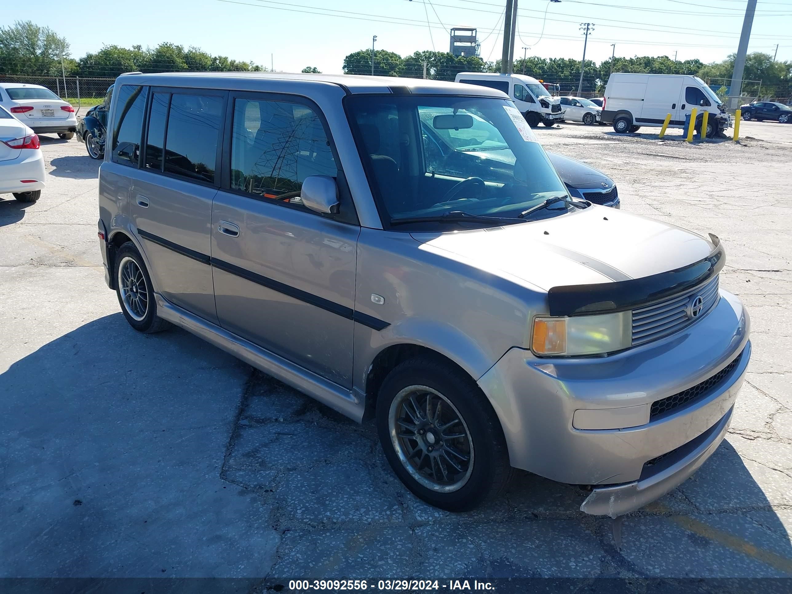 Photo 0 VIN: JTLKT324750211015 - SCION XB 