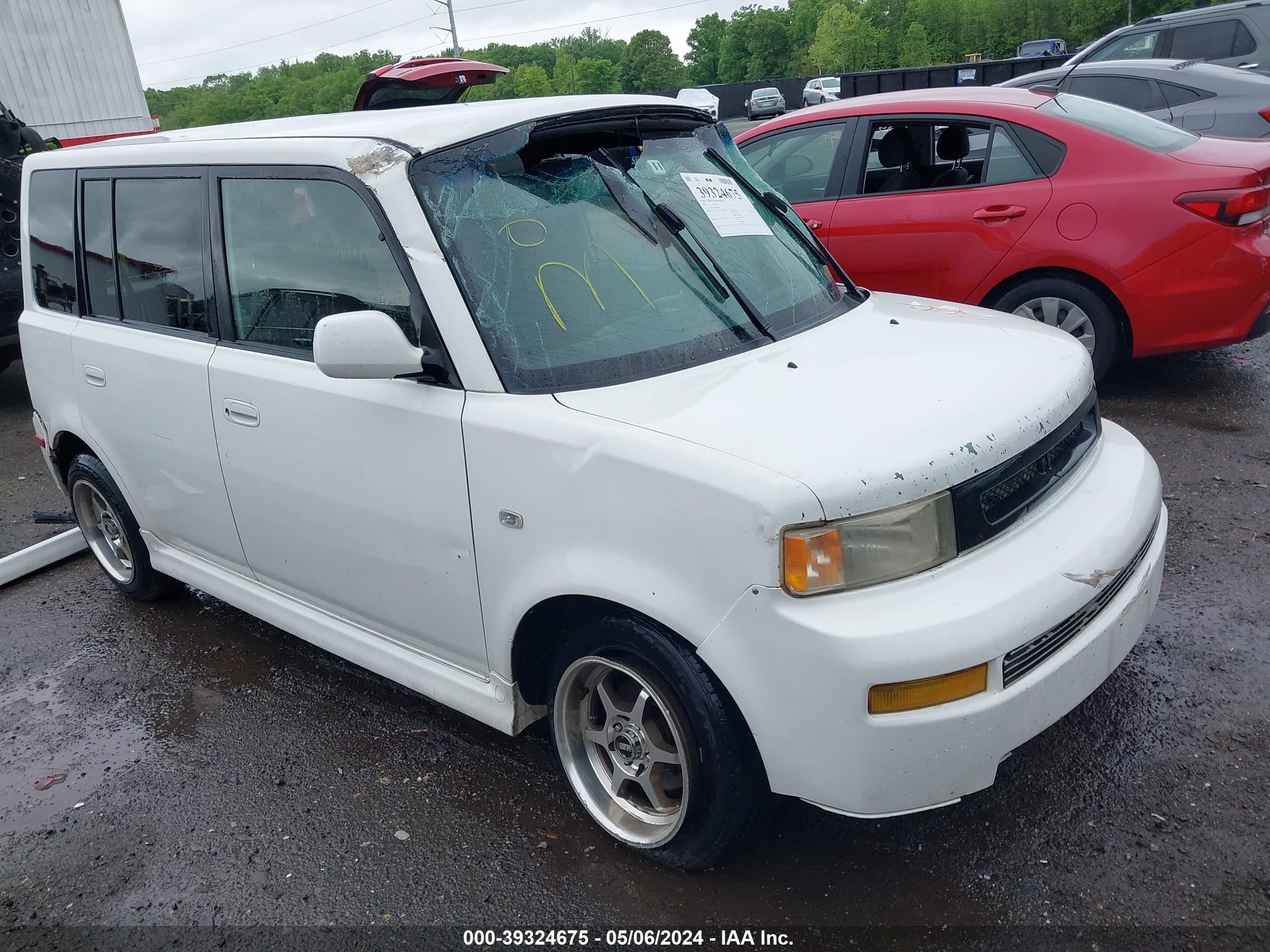 Photo 5 VIN: JTLKT324754009266 - SCION XB 