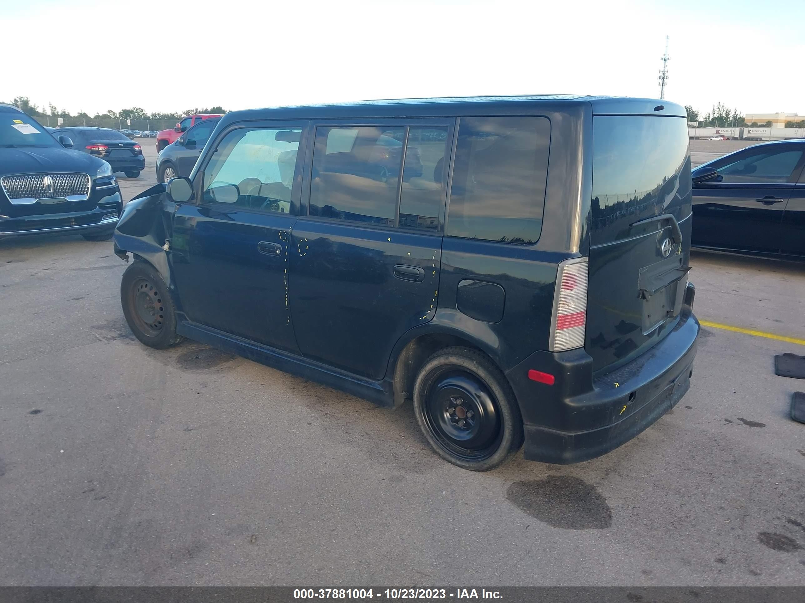 Photo 2 VIN: JTLKT324764093526 - SCION XB 