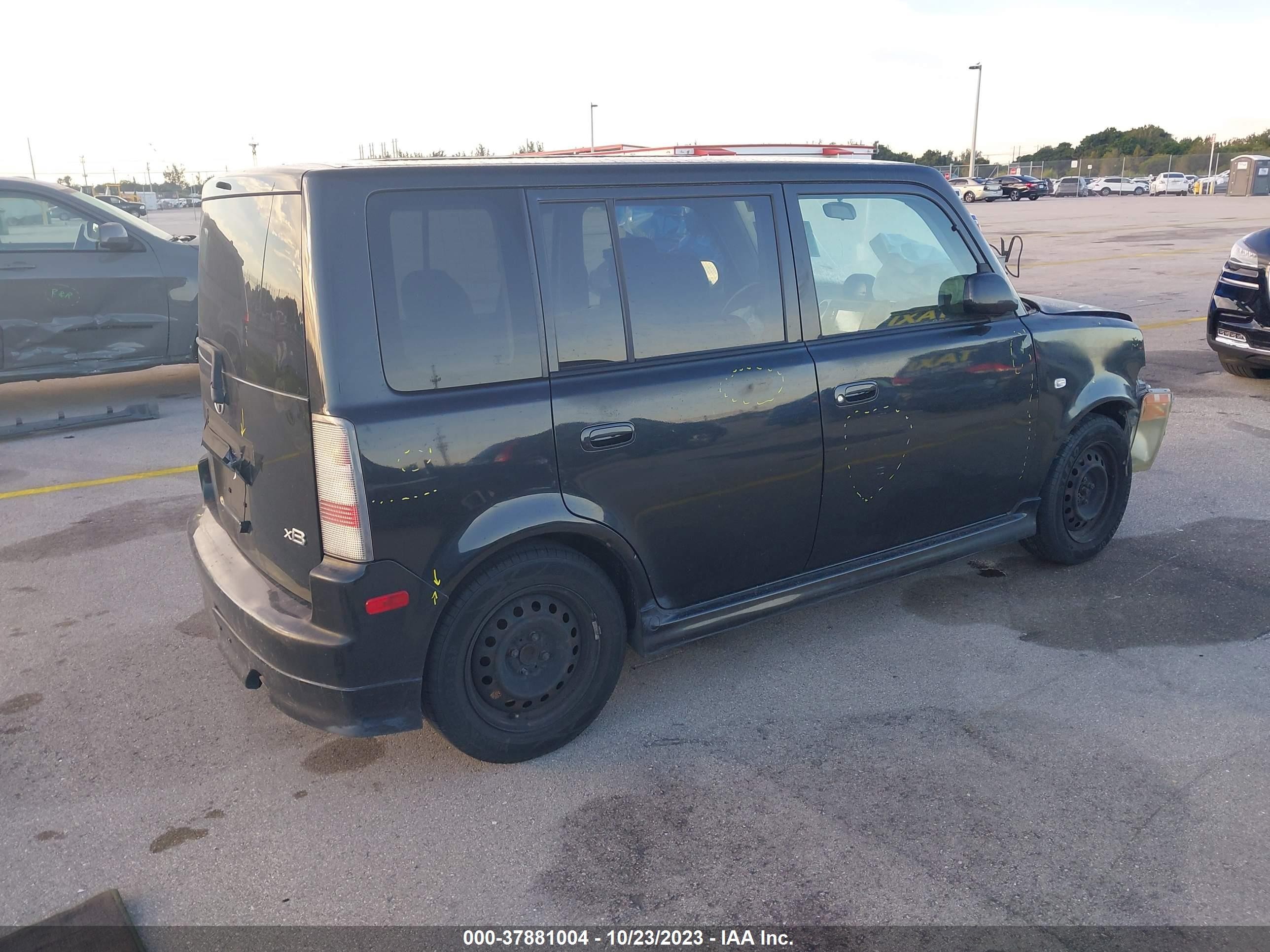 Photo 3 VIN: JTLKT324764093526 - SCION XB 