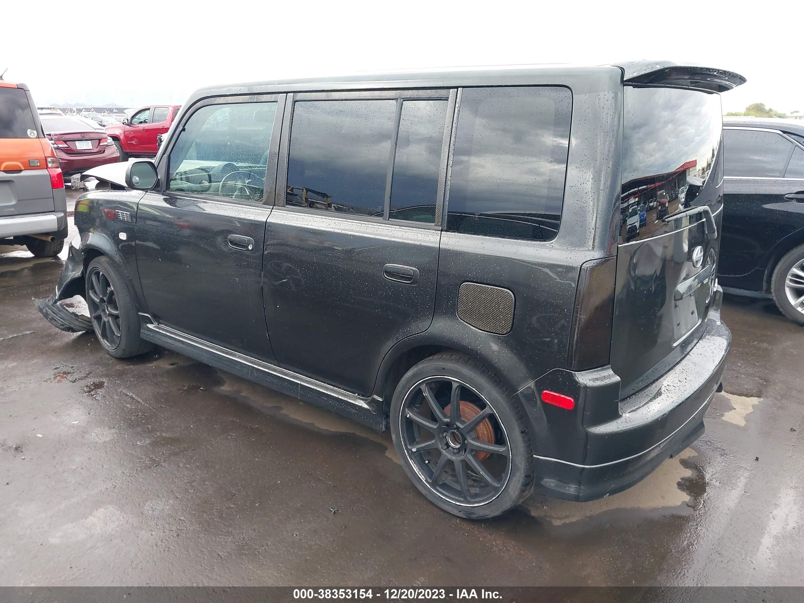 Photo 2 VIN: JTLKT324764099021 - SCION XB 