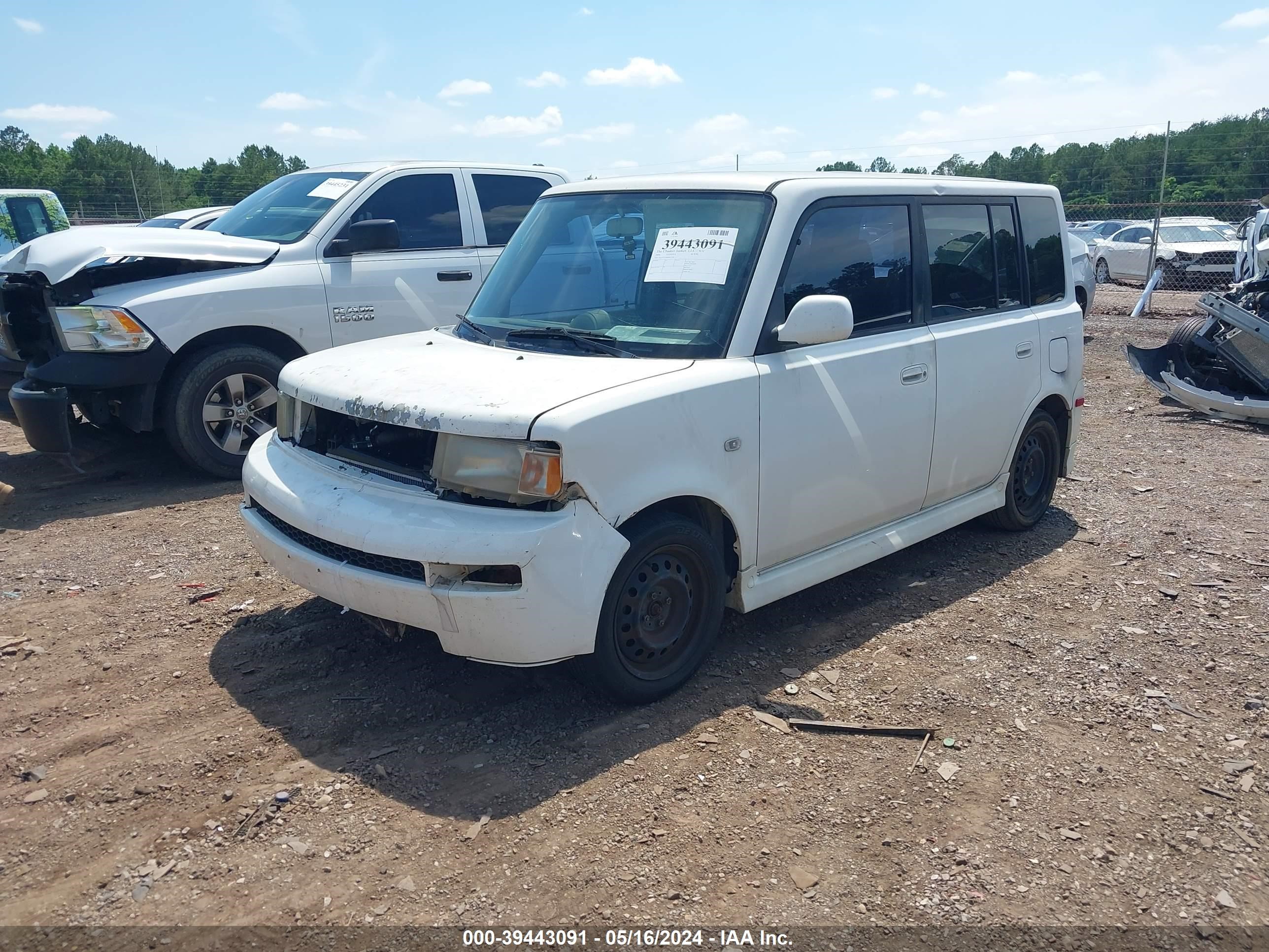 Photo 1 VIN: JTLKT324864033304 - SCION XB 