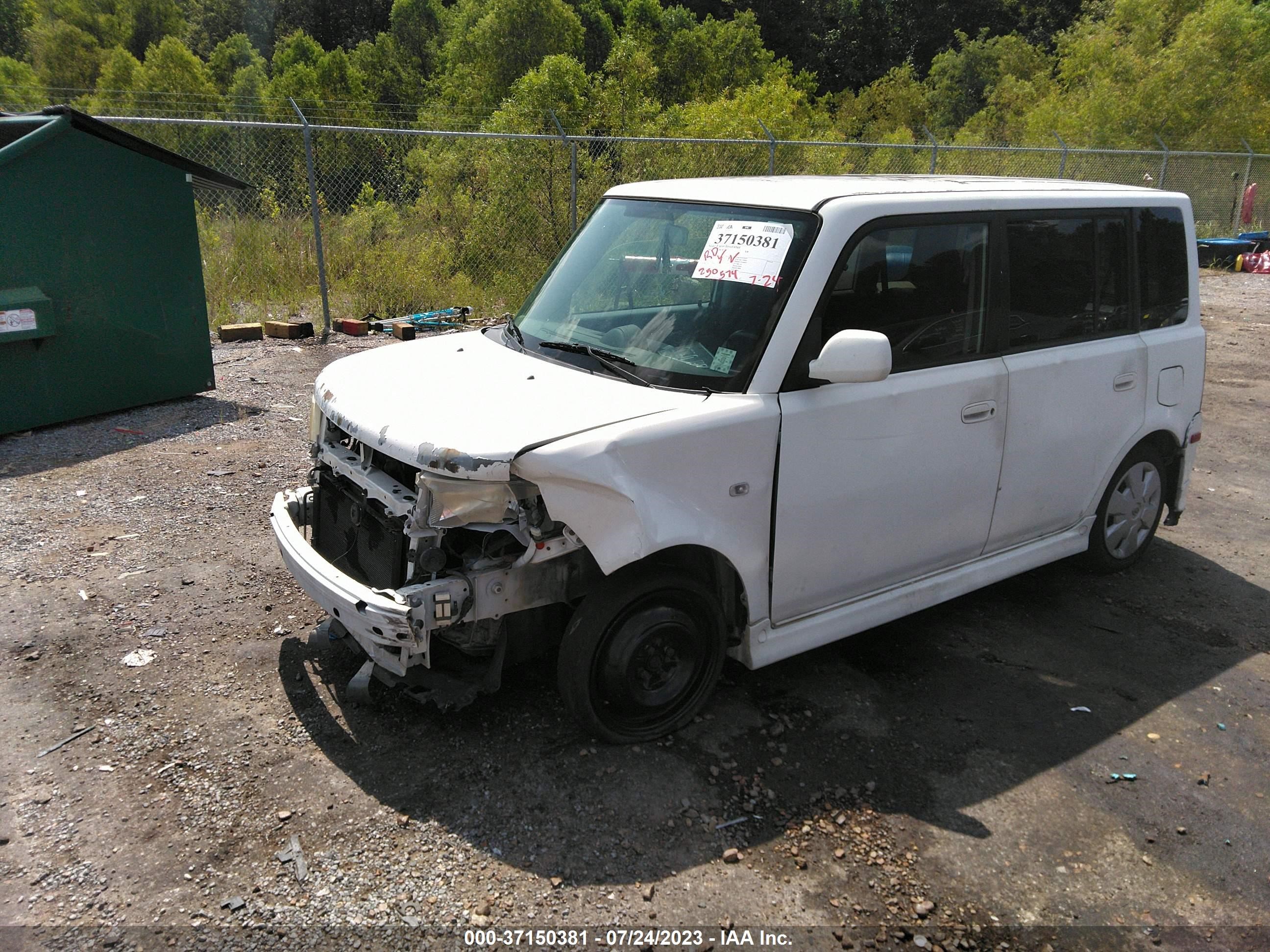 Photo 1 VIN: JTLKT324864101956 - SCION XB 