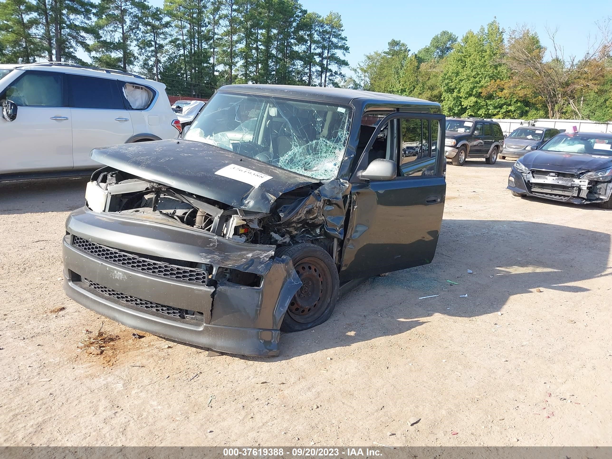 Photo 1 VIN: JTLKT324950200484 - SCION XB 