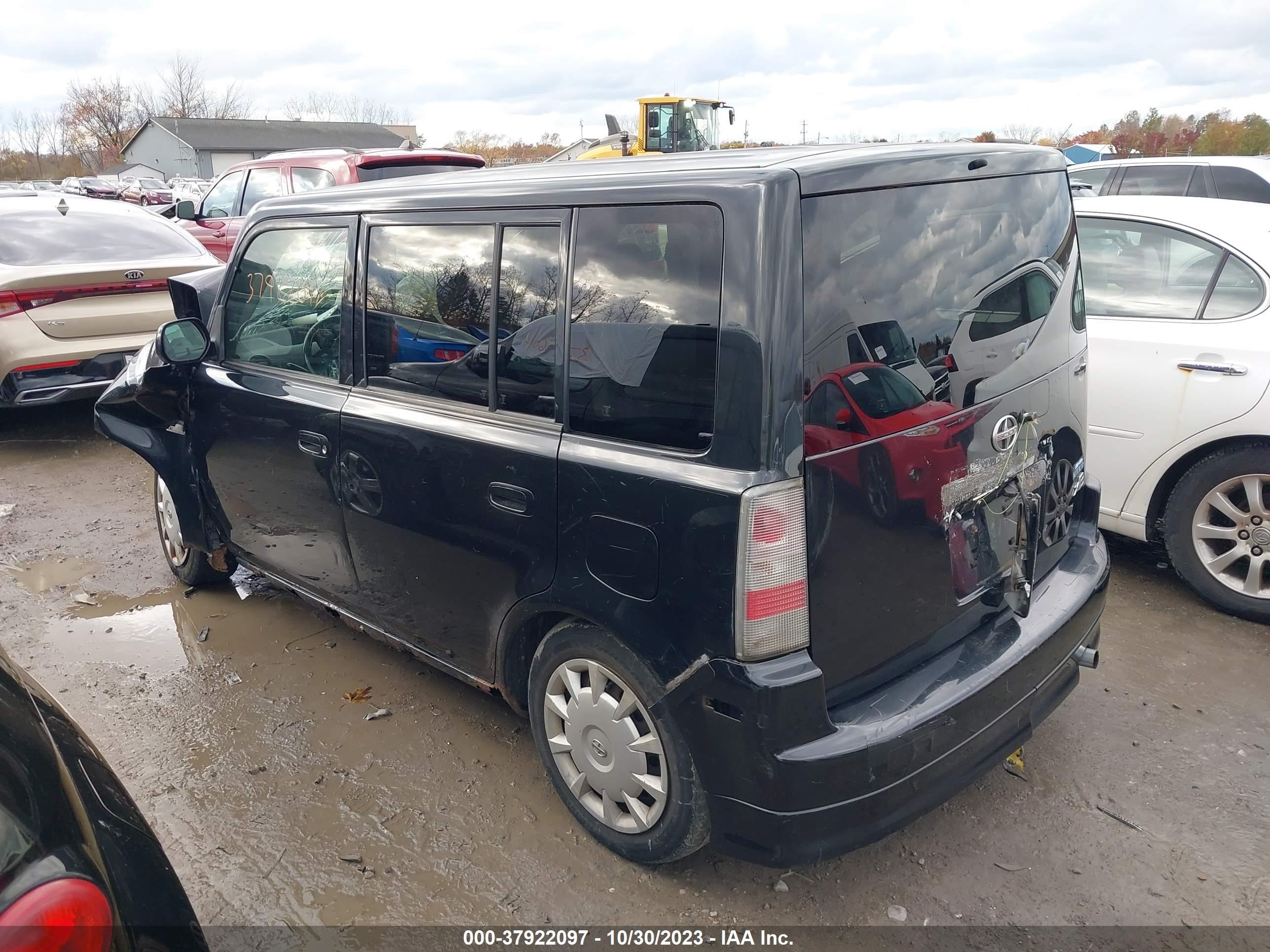 Photo 2 VIN: JTLKT324964048796 - SCION XB 