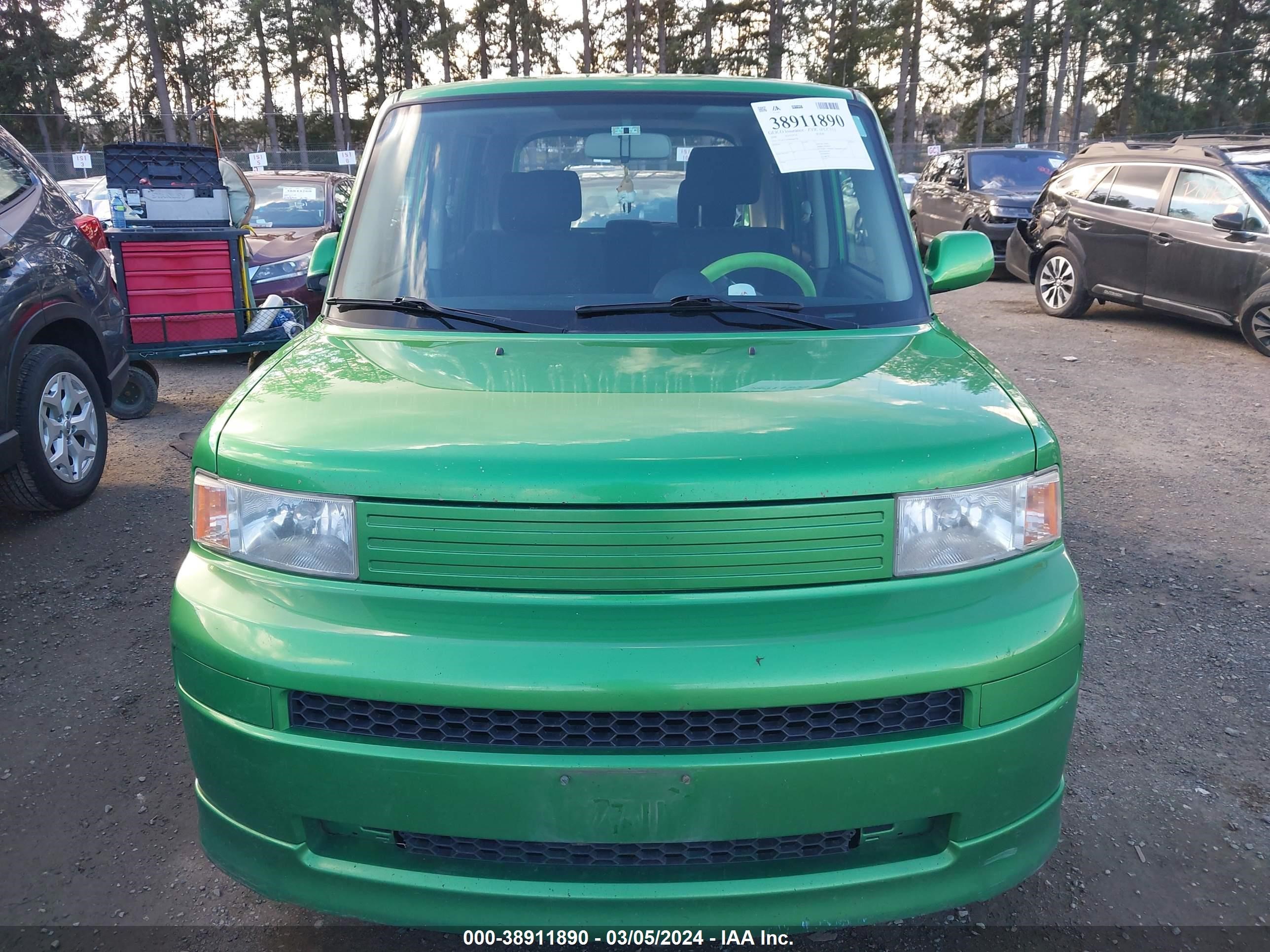 Photo 11 VIN: JTLKT324964066778 - SCION XB 