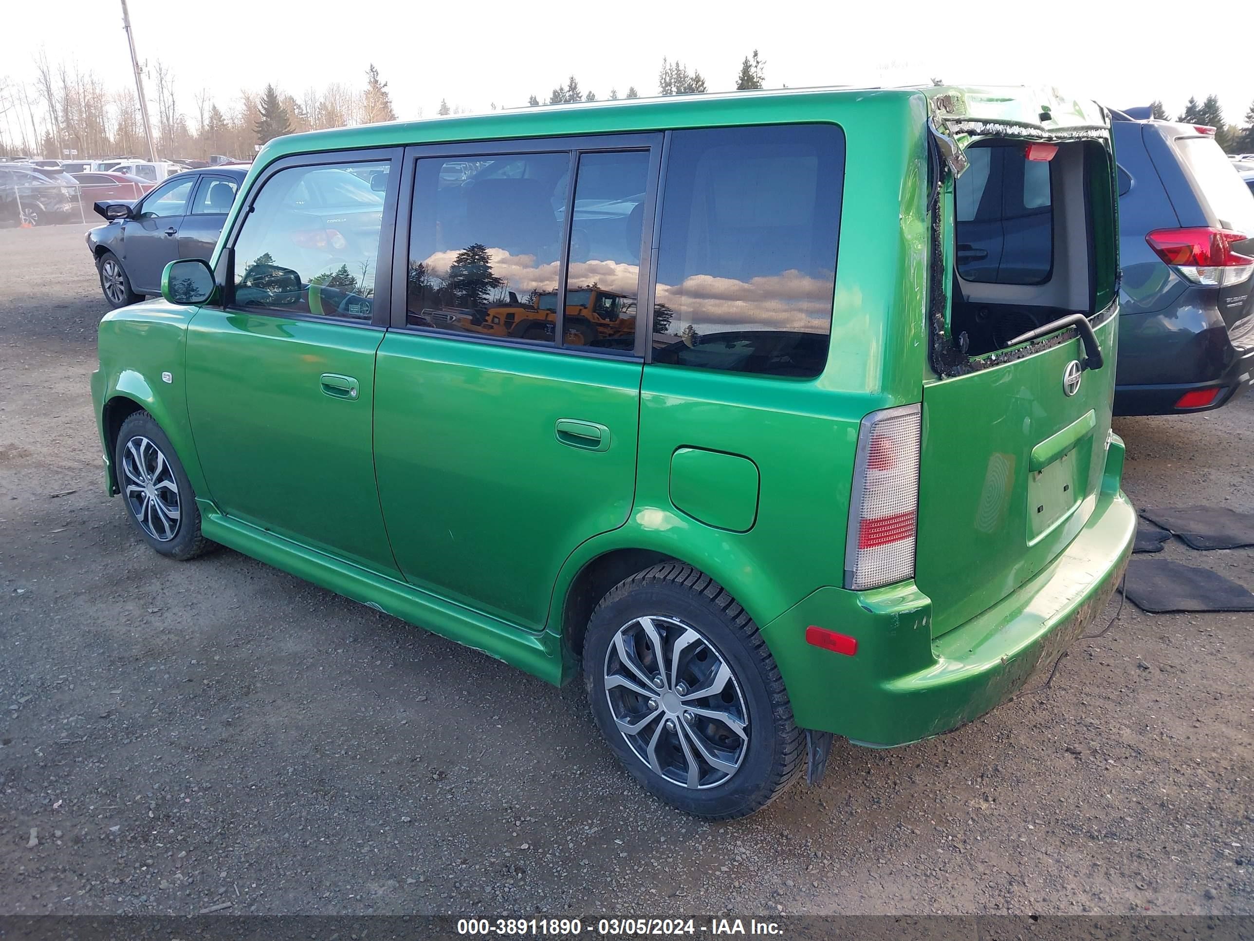 Photo 2 VIN: JTLKT324964066778 - SCION XB 