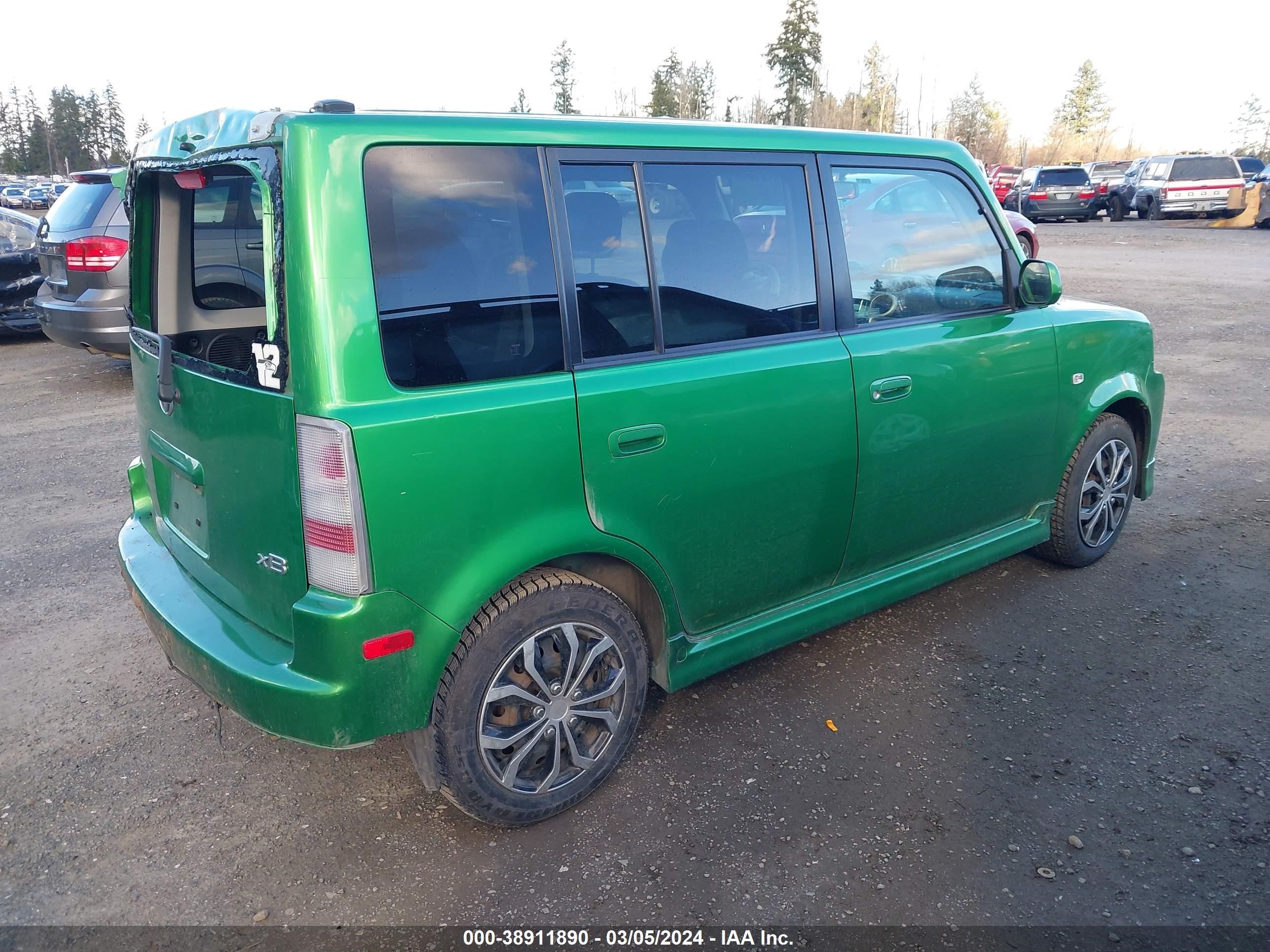 Photo 3 VIN: JTLKT324964066778 - SCION XB 