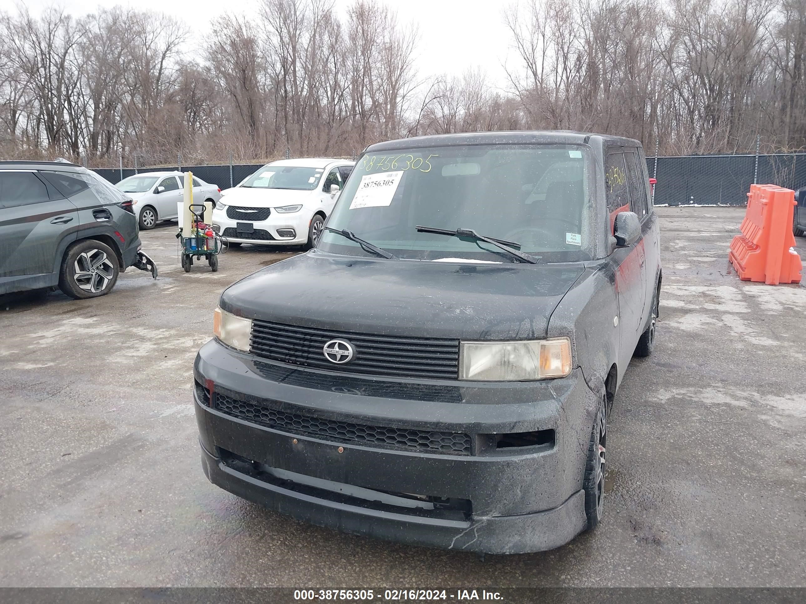 Photo 5 VIN: JTLKT324964108088 - SCION XB 