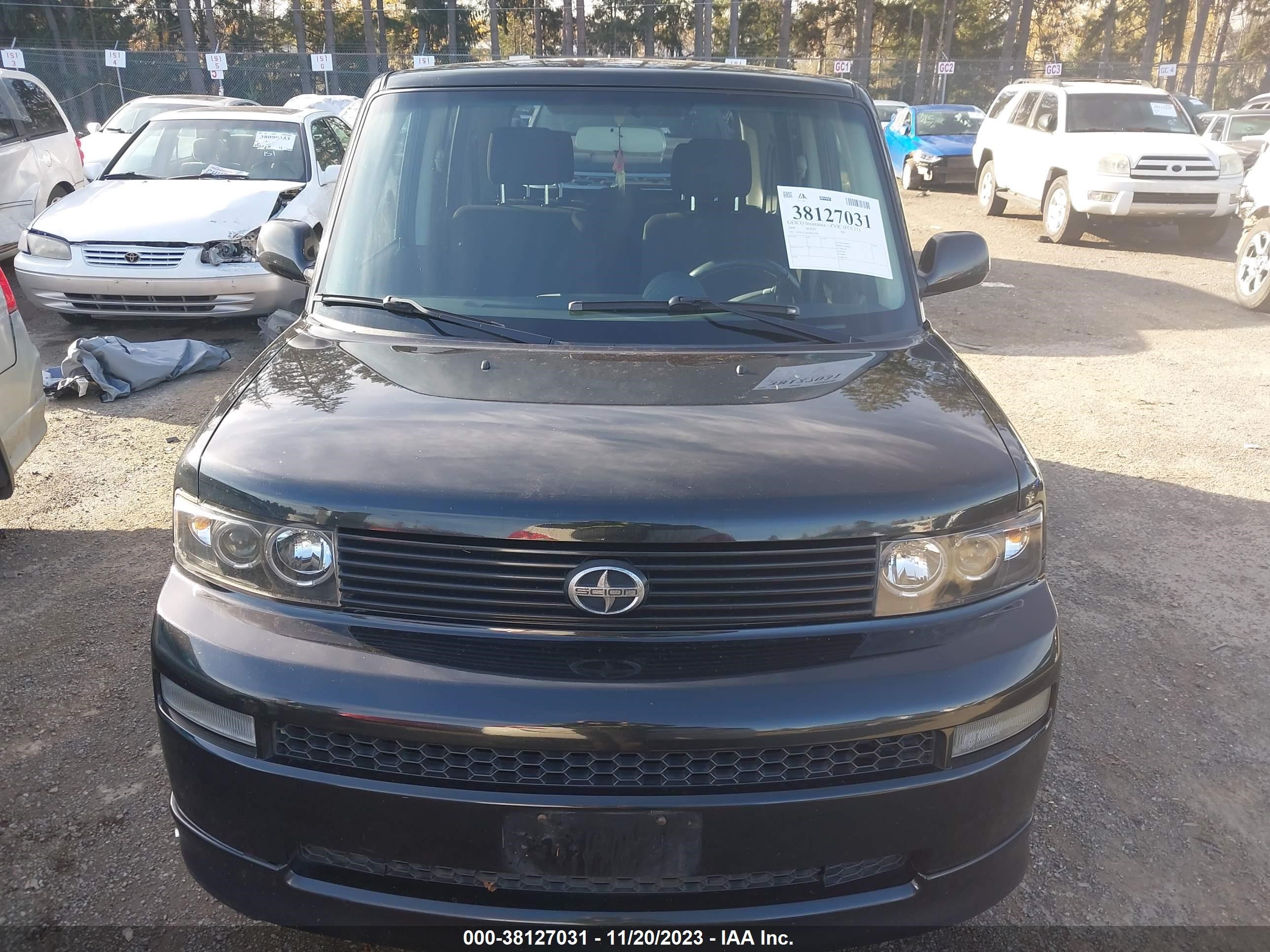 Photo 11 VIN: JTLKT324X64045504 - SCION XB 