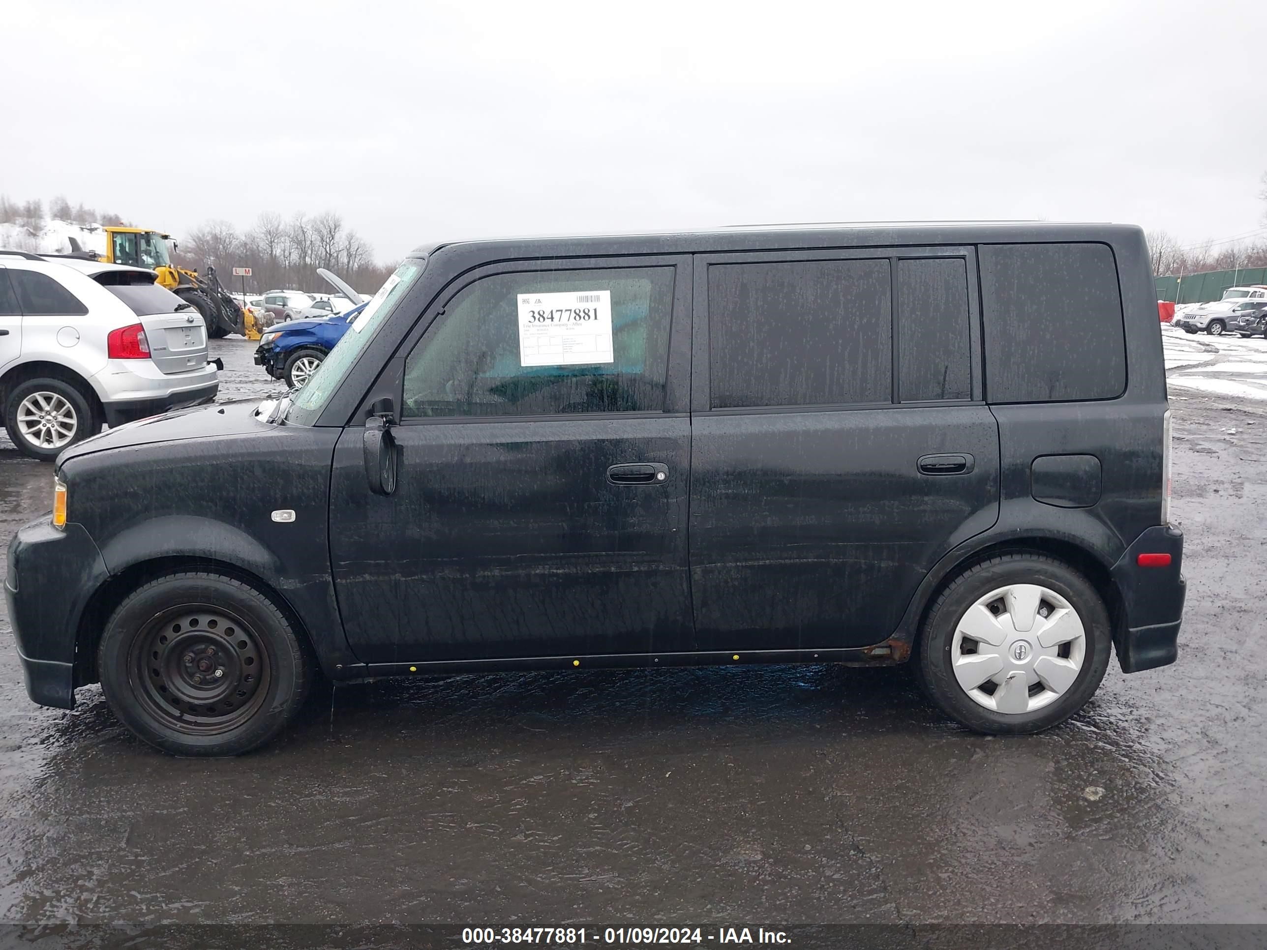 Photo 5 VIN: JTLKT334064097030 - SCION XB 