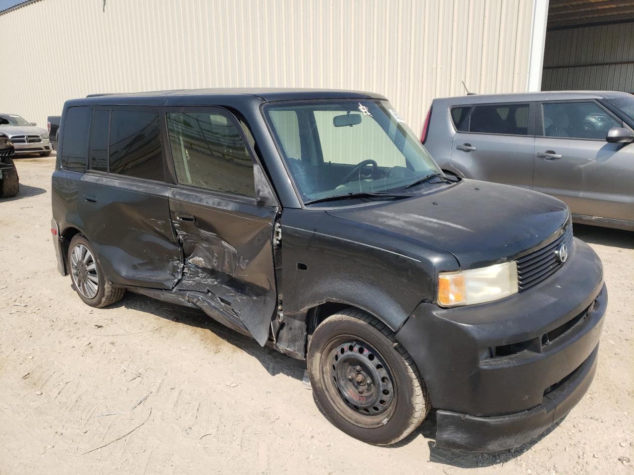 Photo 3 VIN: JTLKT334164075862 - SCION XB 