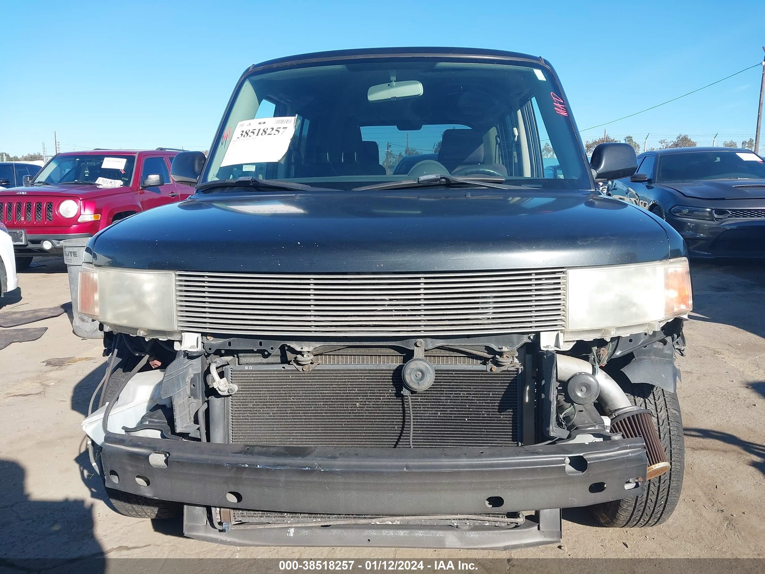 Photo 12 VIN: JTLKT334264042241 - SCION XB 