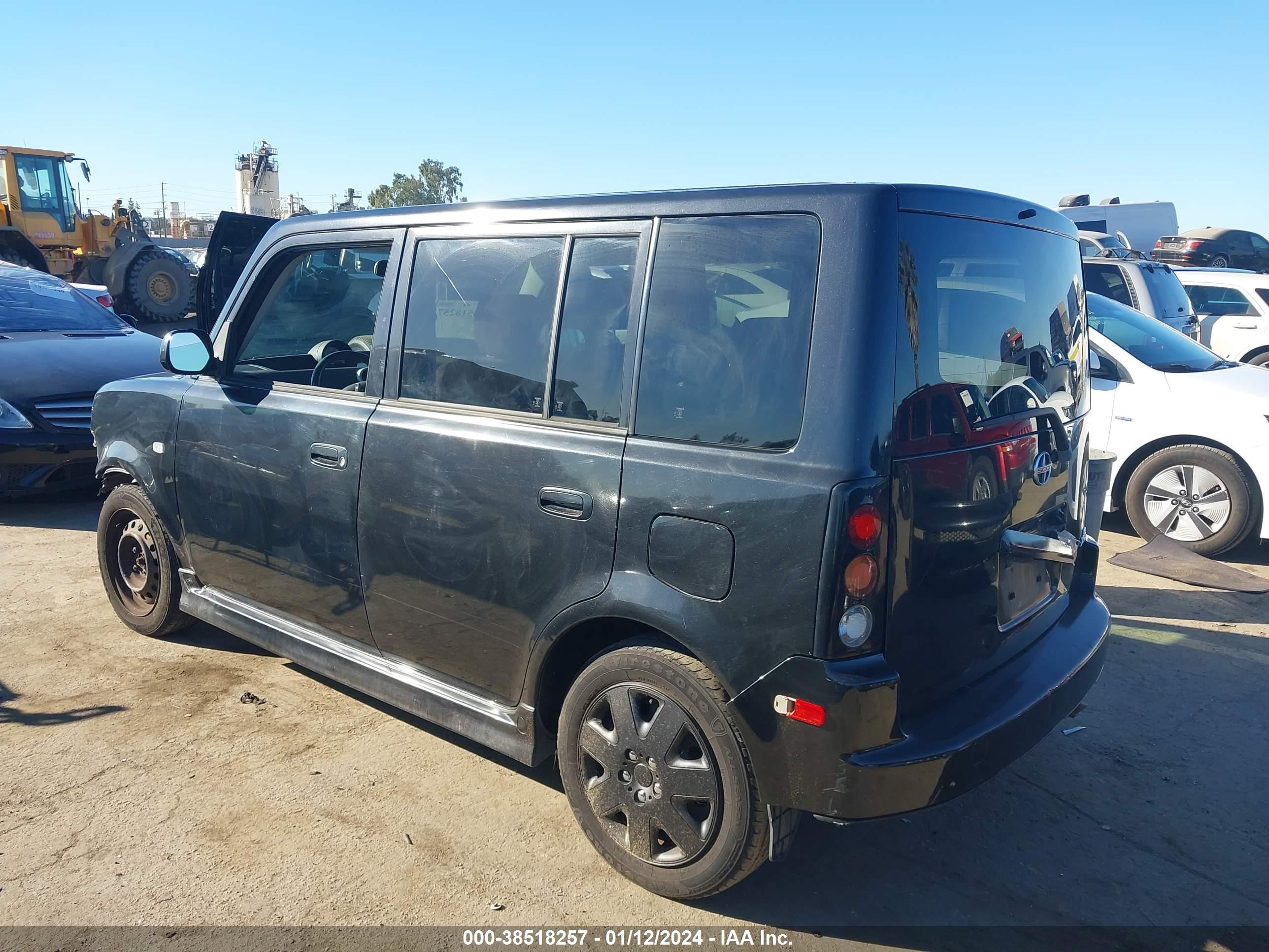 Photo 2 VIN: JTLKT334264042241 - SCION XB 