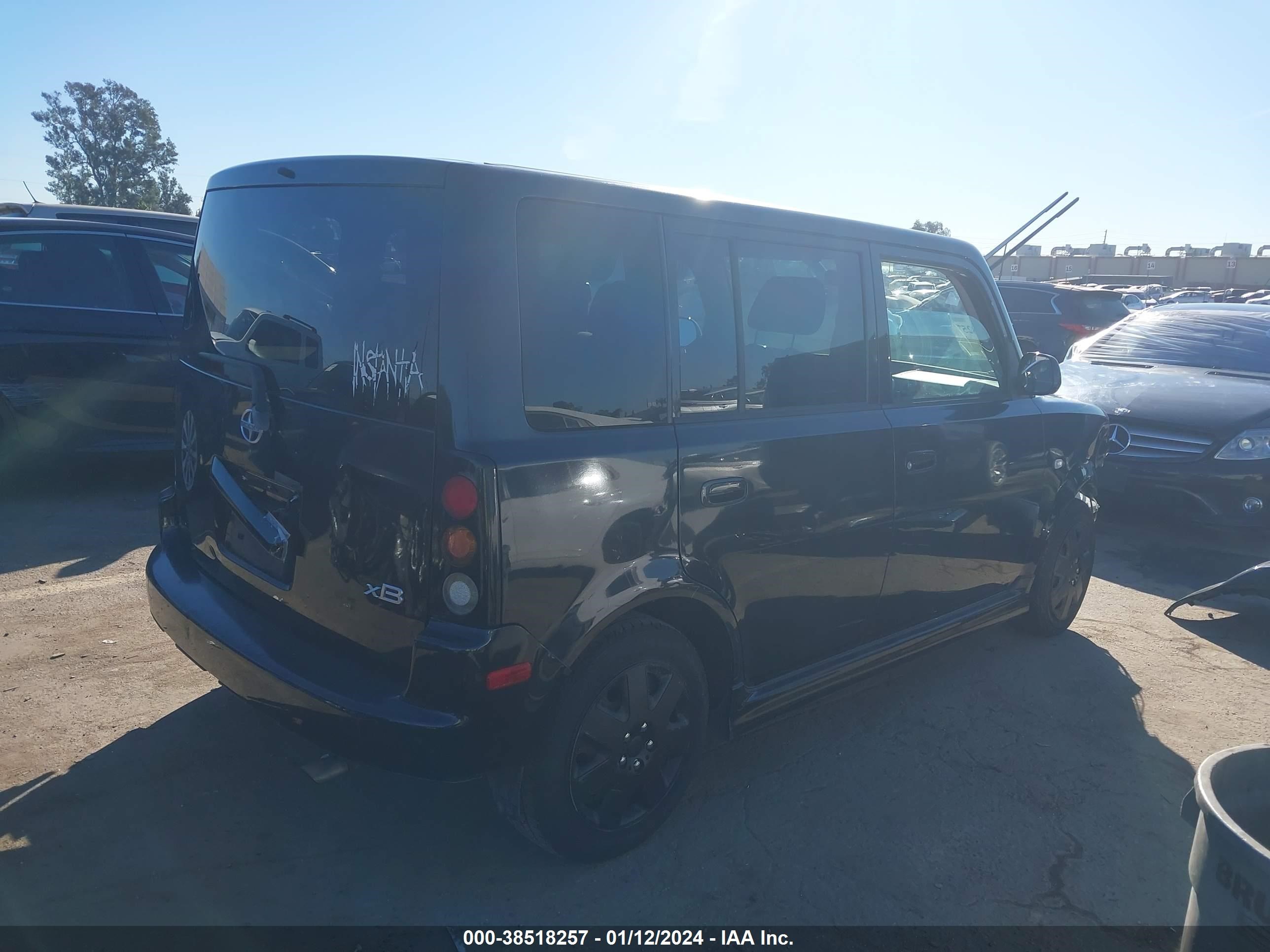 Photo 3 VIN: JTLKT334264042241 - SCION XB 