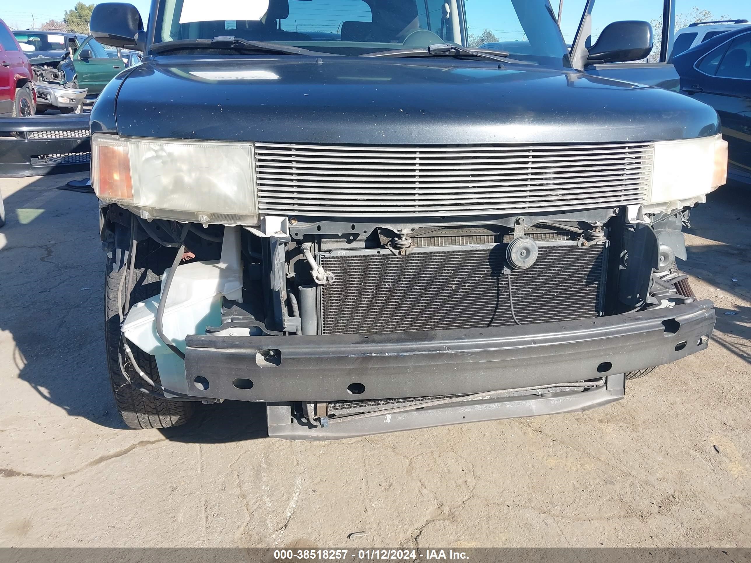 Photo 5 VIN: JTLKT334264042241 - SCION XB 