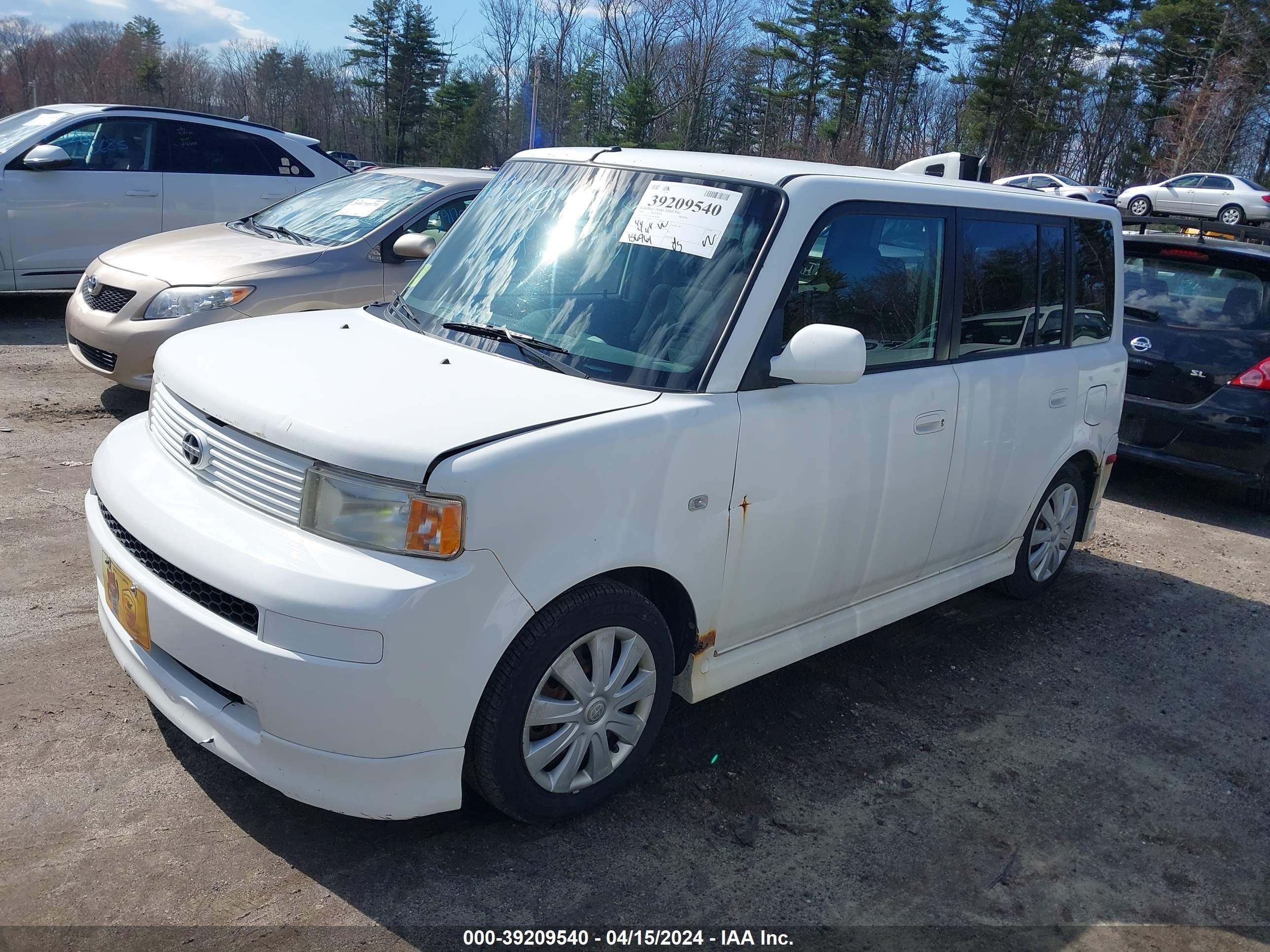 Photo 11 VIN: JTLKT334350176598 - SCION XB 