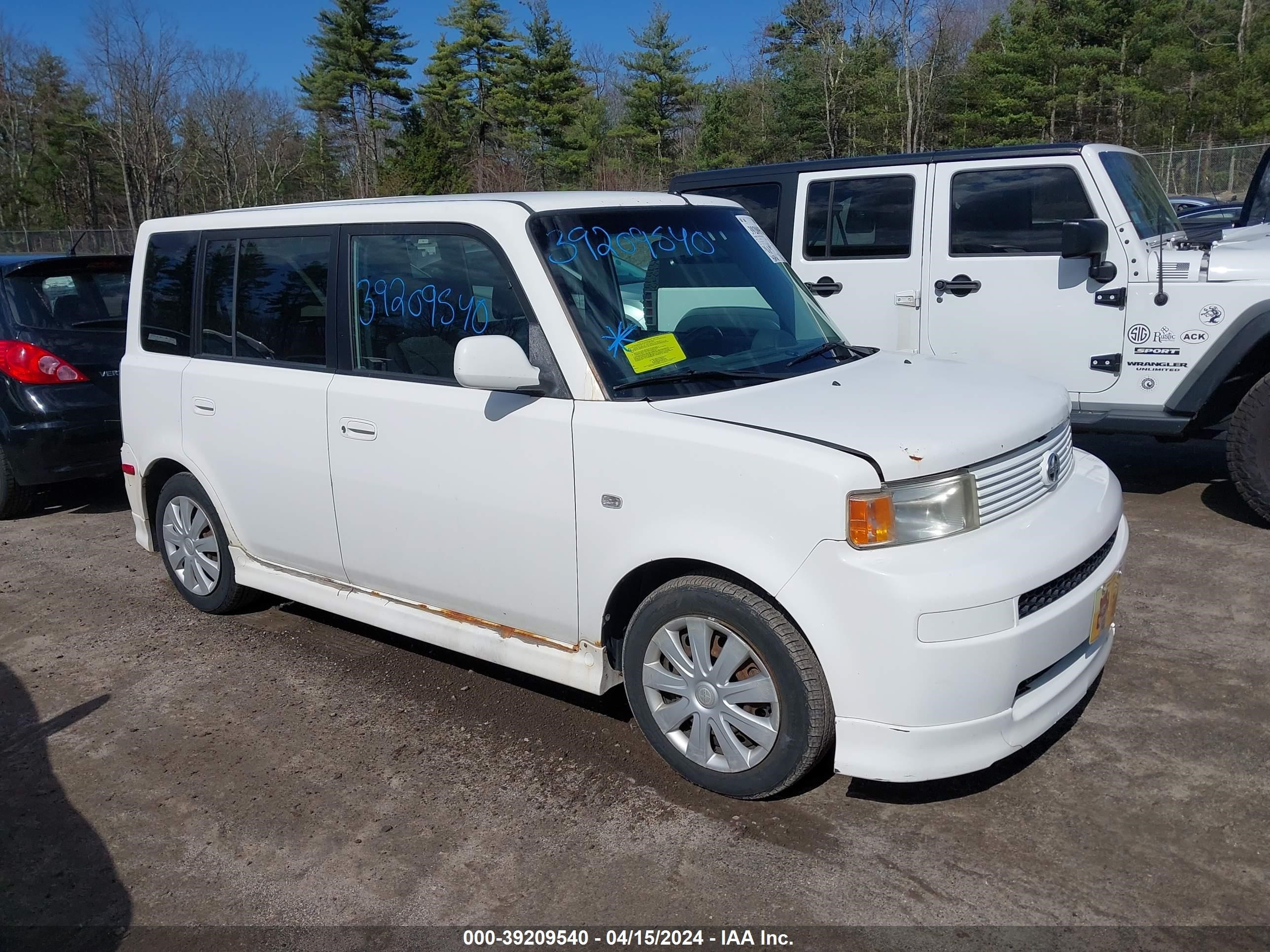 Photo 5 VIN: JTLKT334350176598 - SCION XB 