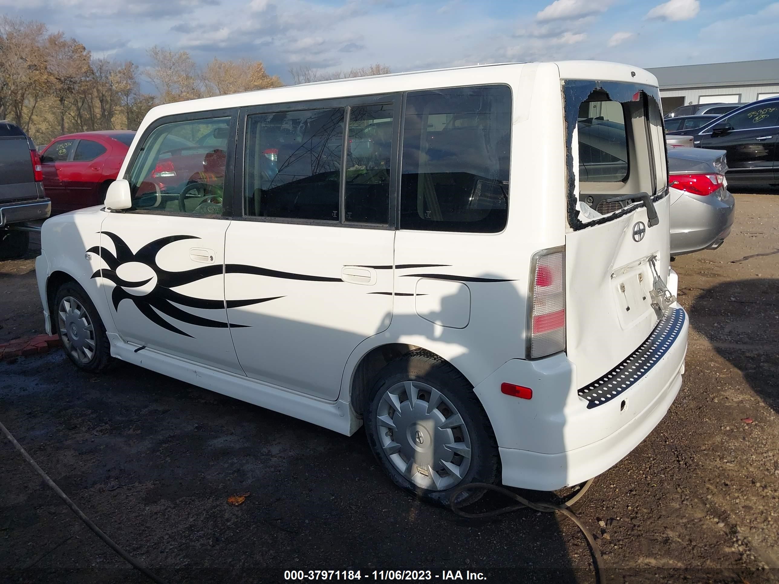 Photo 13 VIN: JTLKT334364068279 - SCION XB 