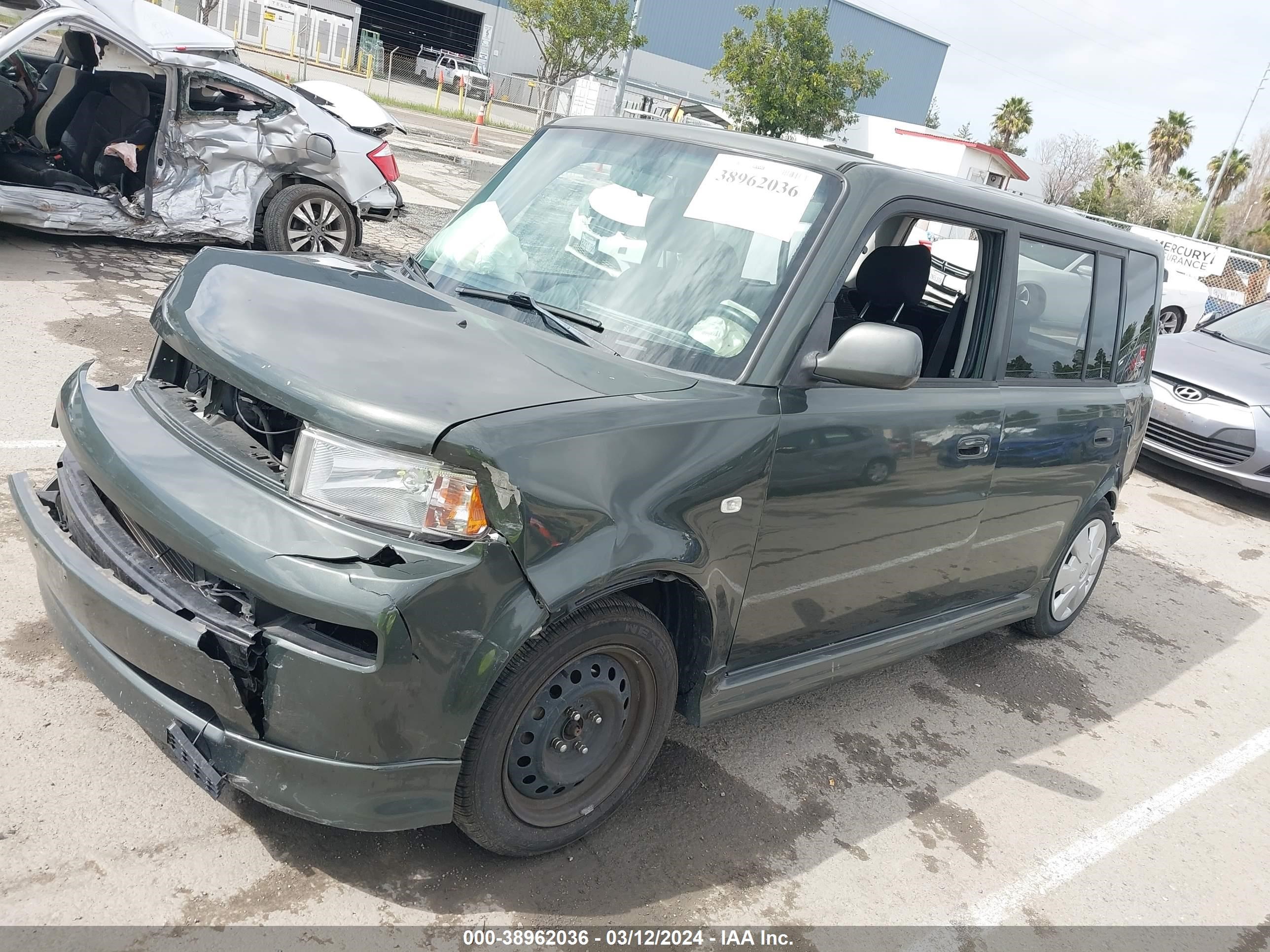 Photo 1 VIN: JTLKT334664056935 - SCION XB 