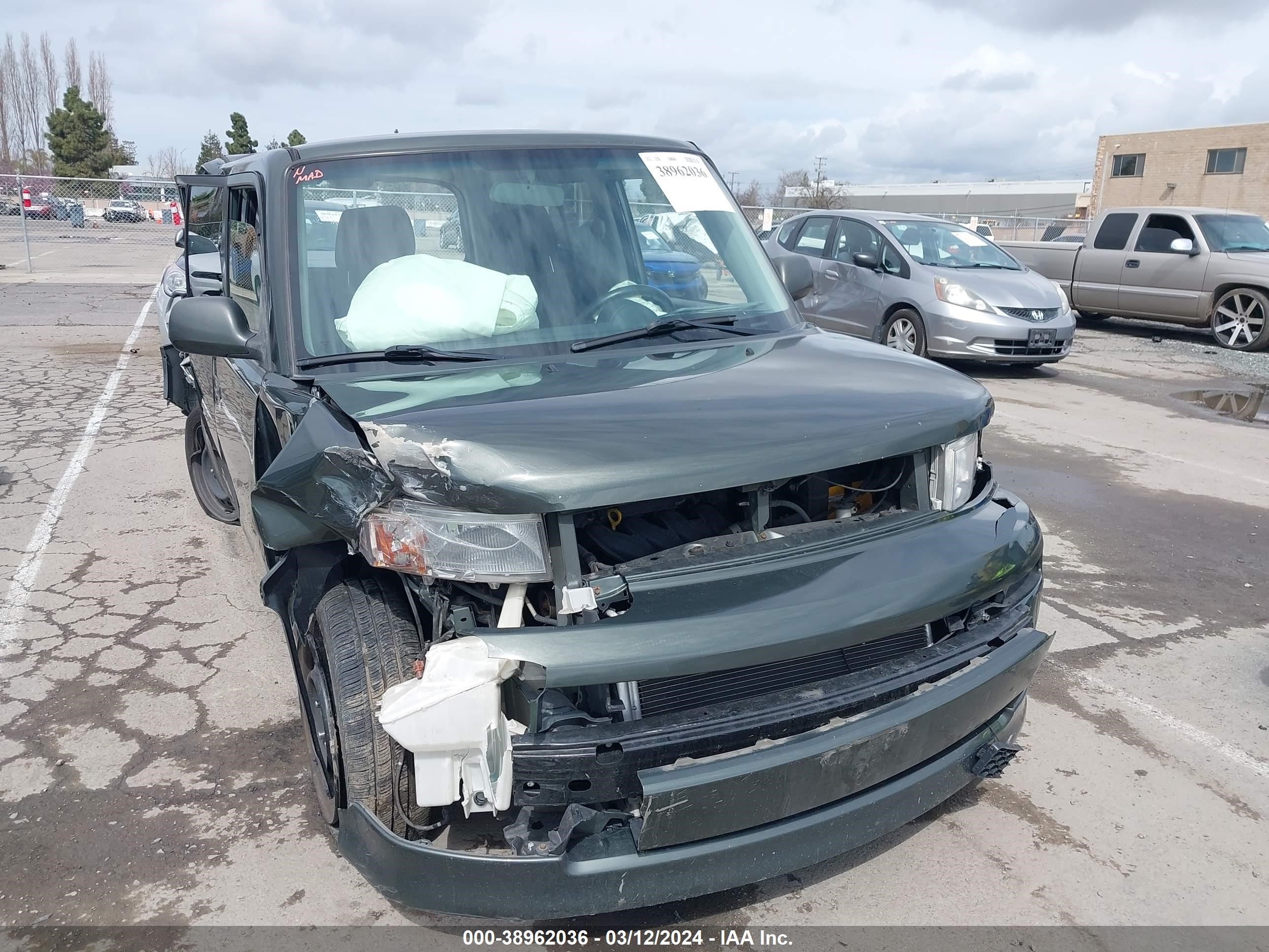 Photo 10 VIN: JTLKT334664056935 - SCION XB 