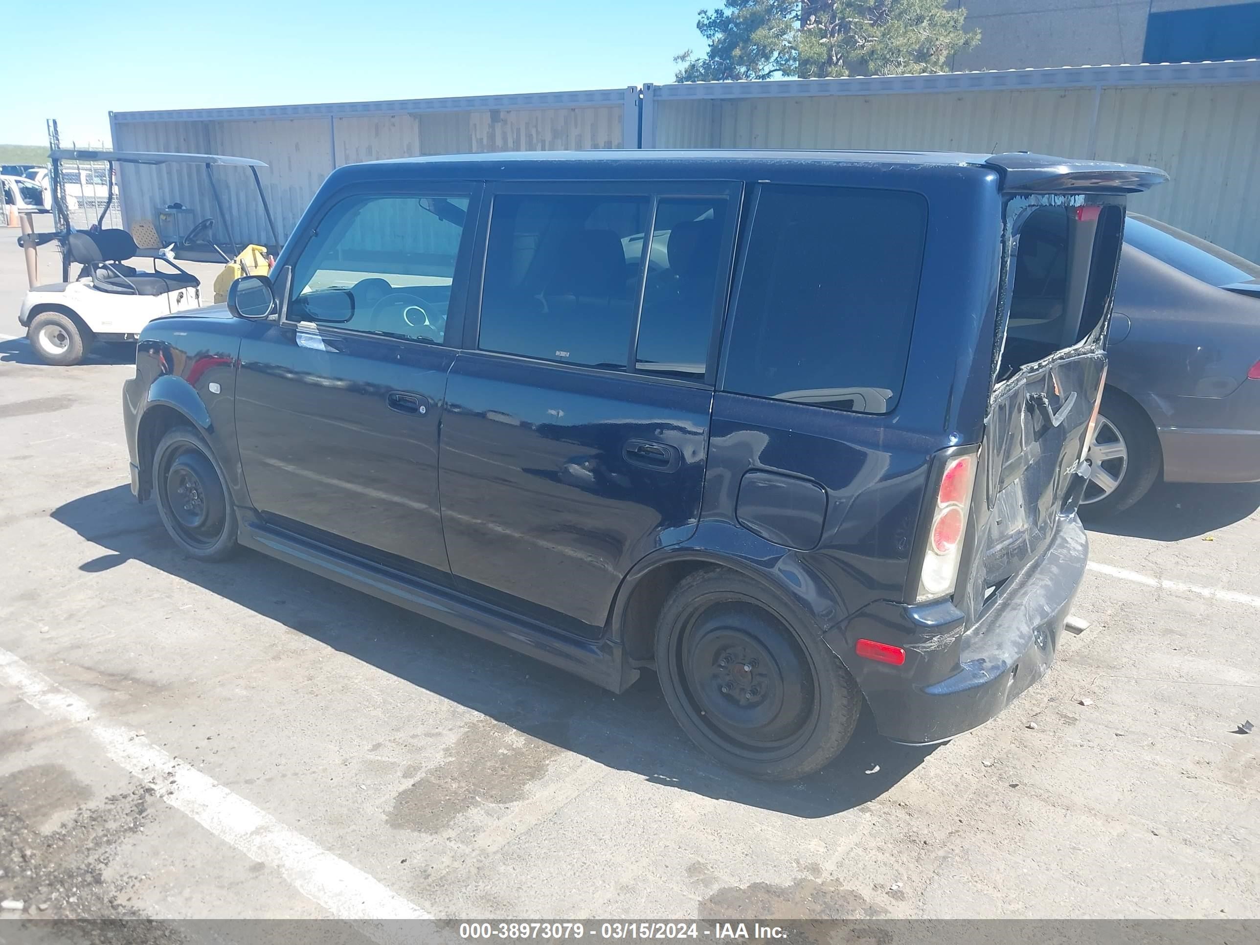 Photo 2 VIN: JTLKT334850171171 - SCION XB 