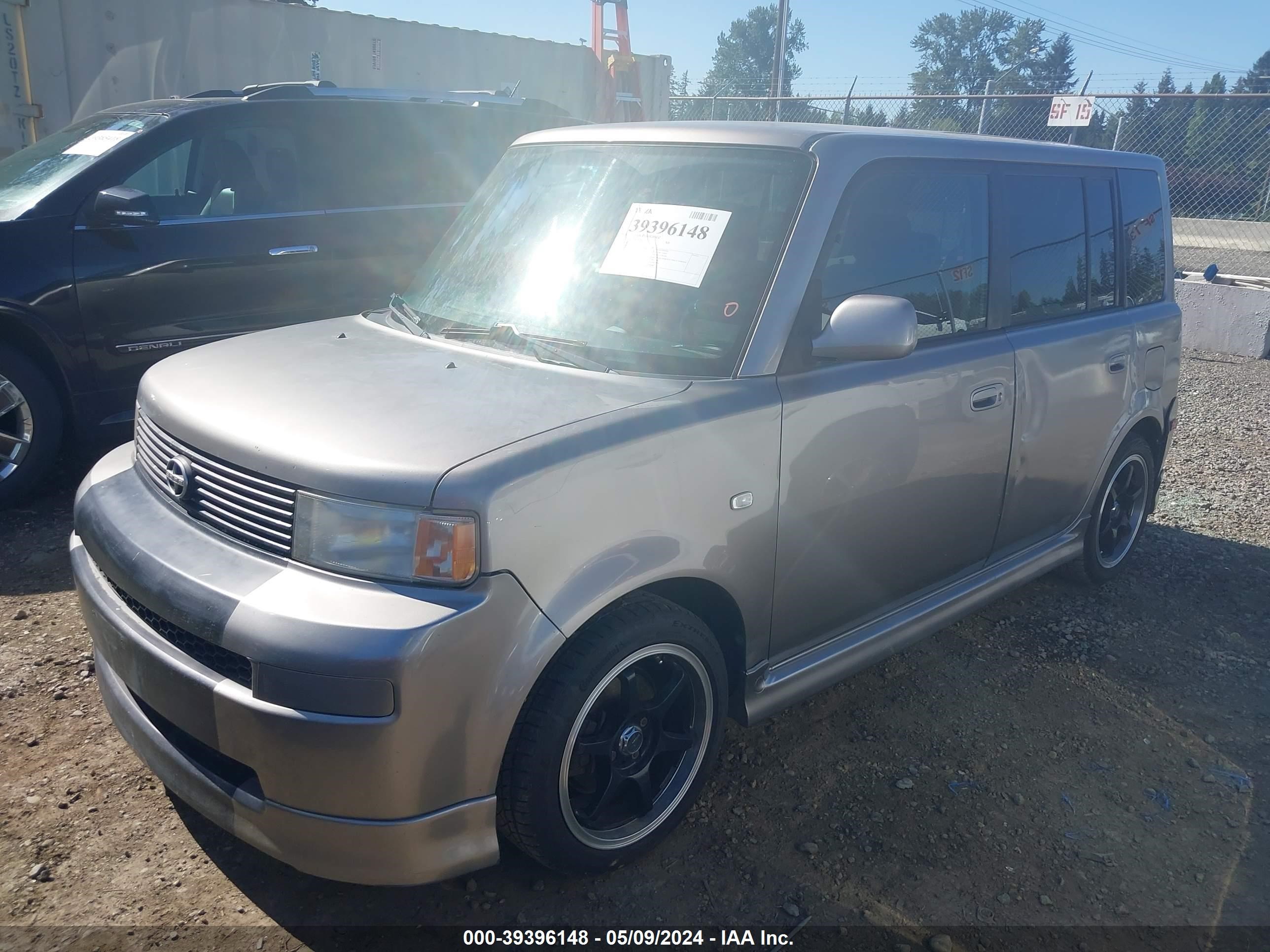 Photo 1 VIN: JTLKT334850213533 - SCION XB 