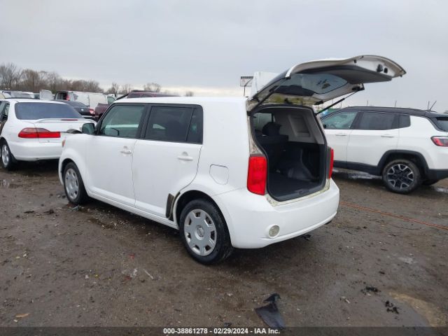 Photo 2 VIN: JTLZE4FE0A1109626 - SCION XB 